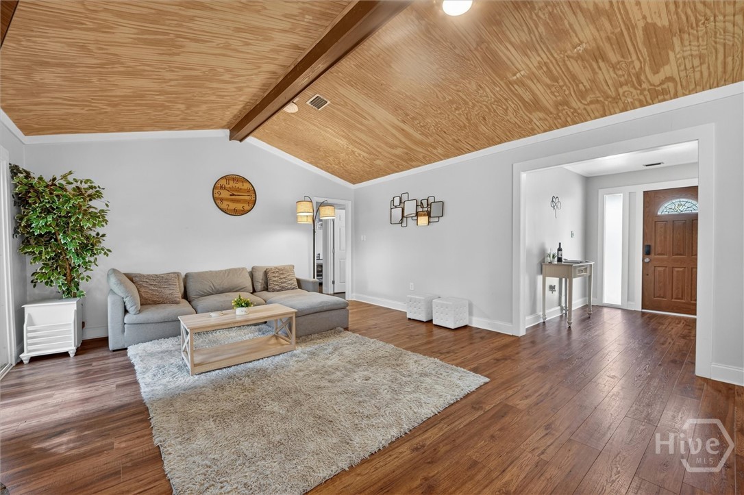 Photo 3 of Single family home for sale at 109 N Cromwell Rd, Savannah, GA 31410 | MLS# SA357584 | Listing updated on 2026-10-09