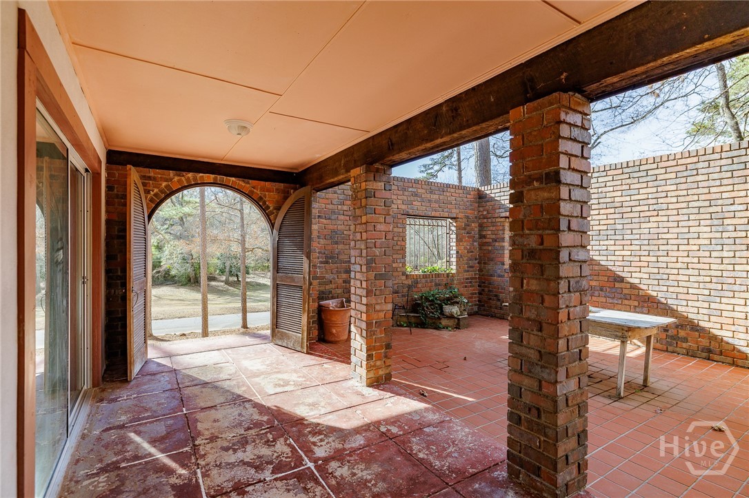 340 Dogwood Drive, Athens, GA 30606 Listing Photo  3
