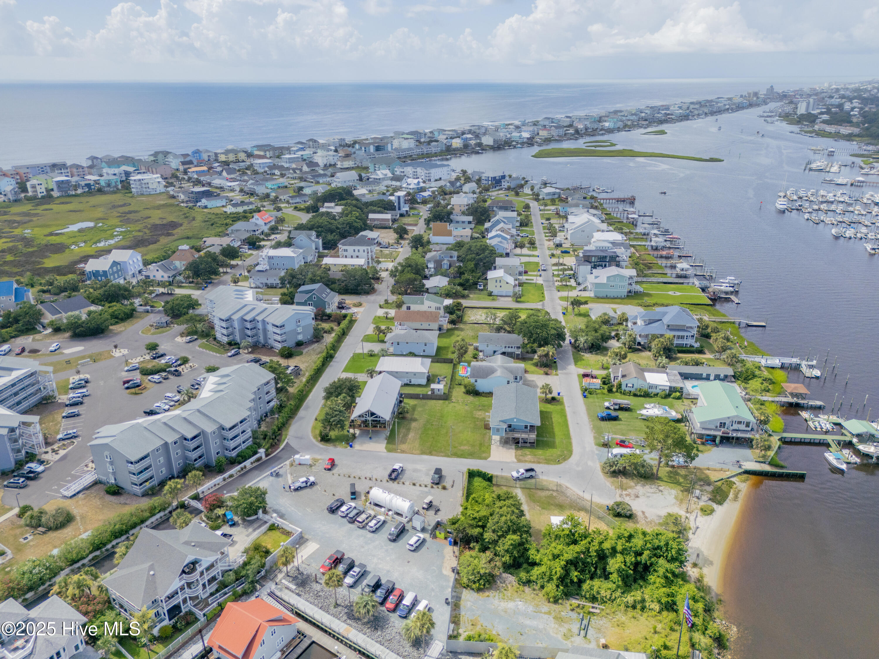 100516907 | Photo 30