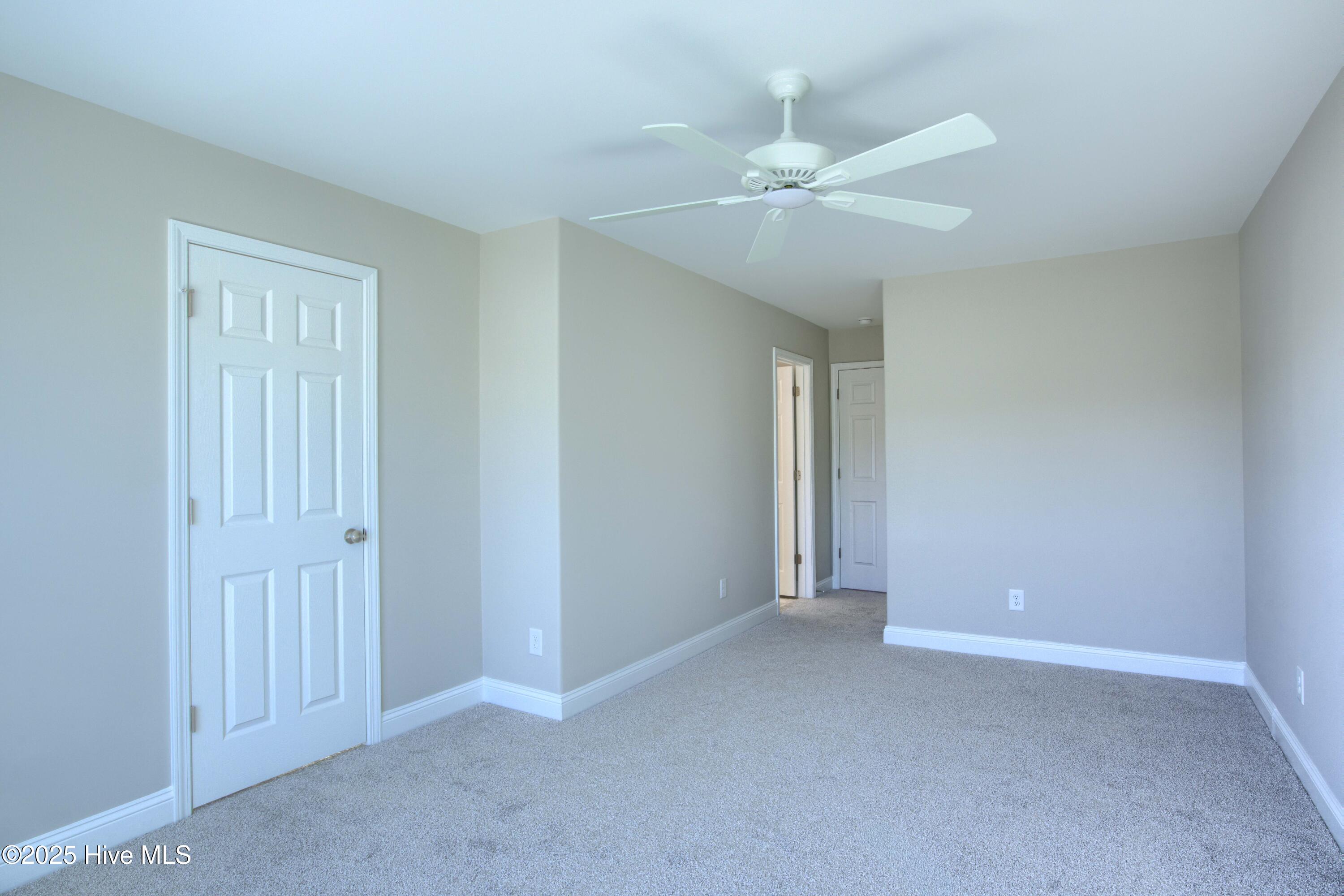 100495059 | Photo 16