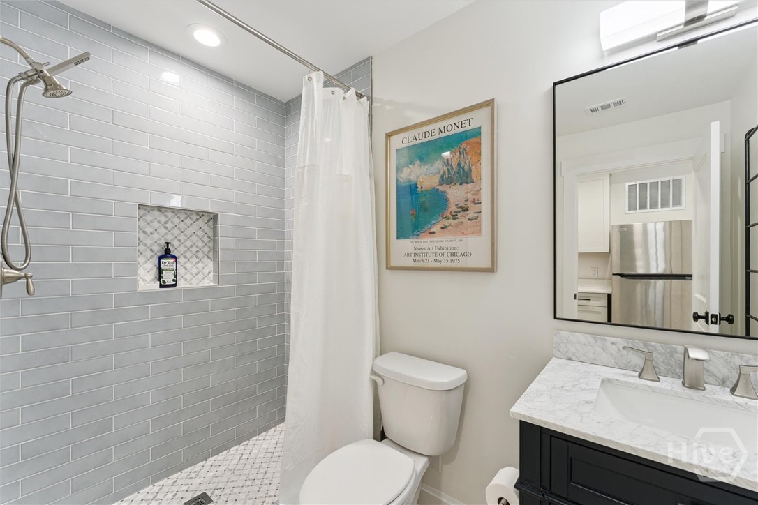 554 E McDonough, Savannah, GA 31401 Listing Photo  25