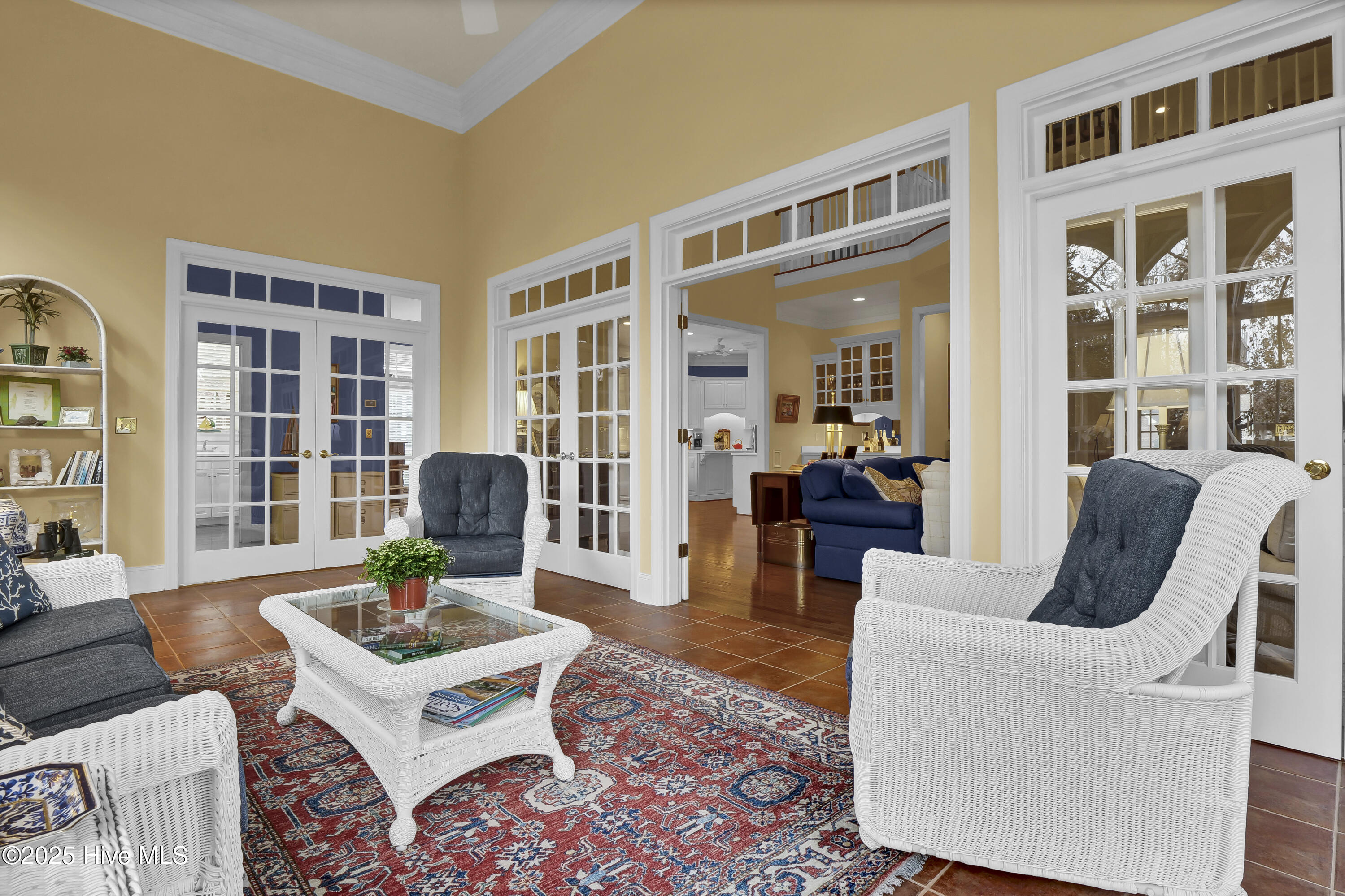 100559823 | Photo 17