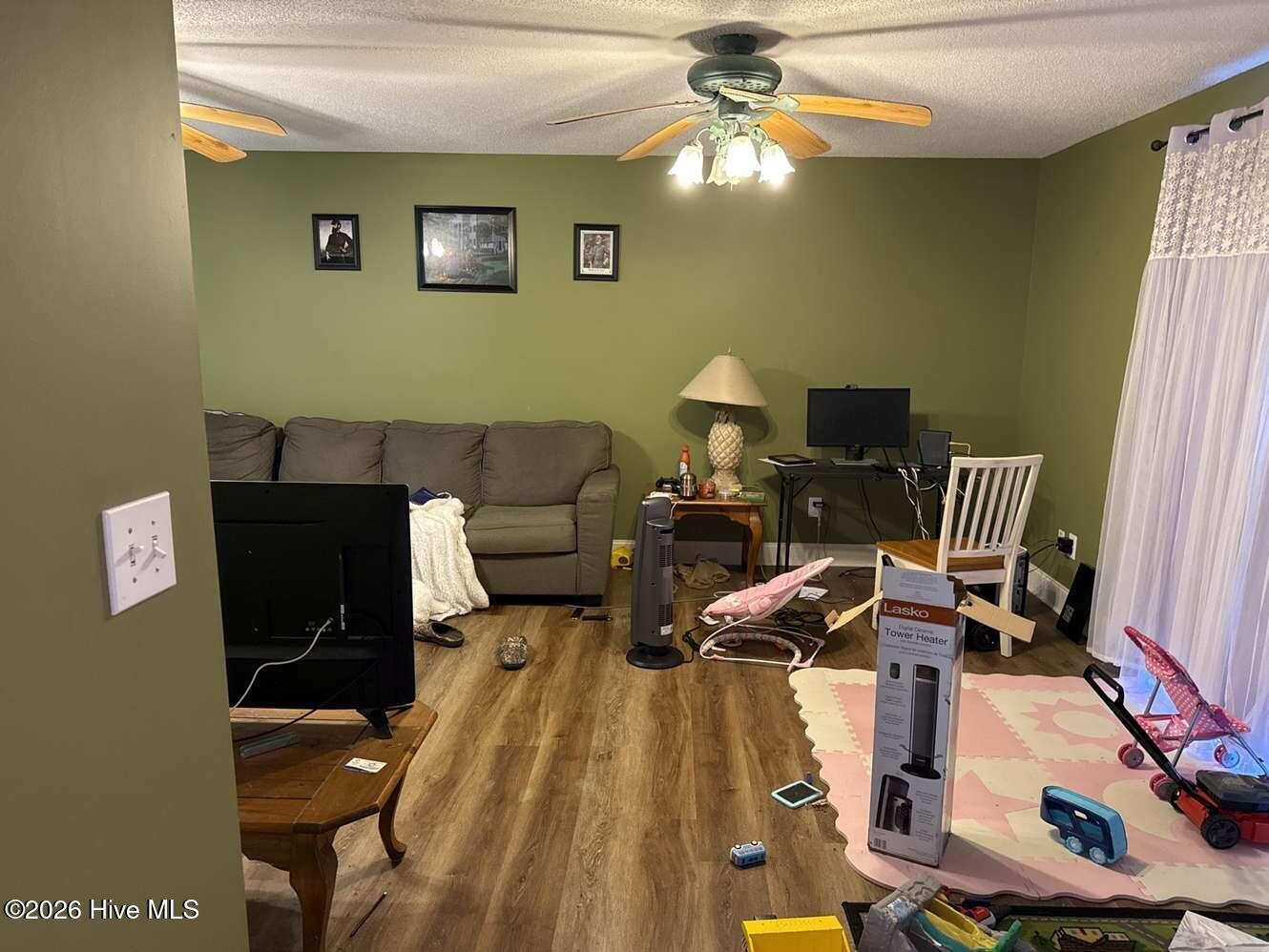 3rd image of 532 Hillcrest Dr, North Augusta, SC 29841 | MLS# 100597834