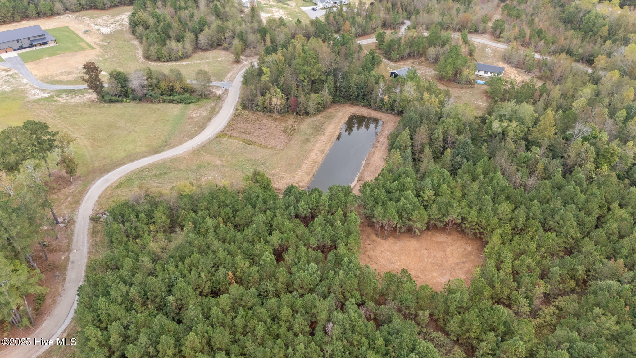 150 Hickory Pointer Way