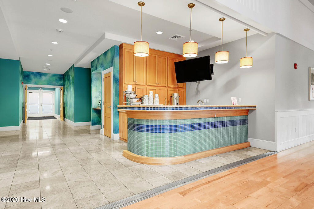 100565235 | Photo 107