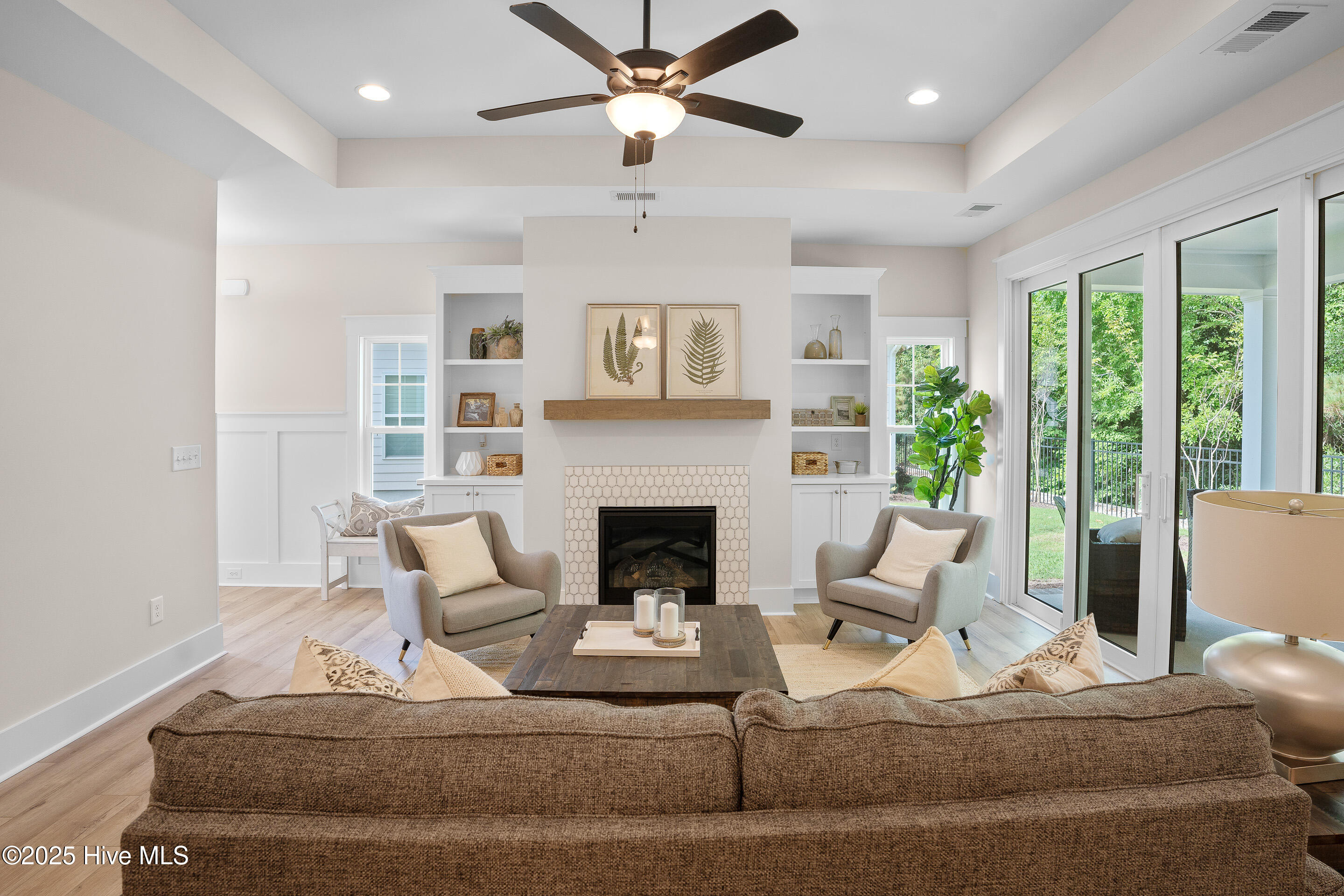 100483922 | Photo 13