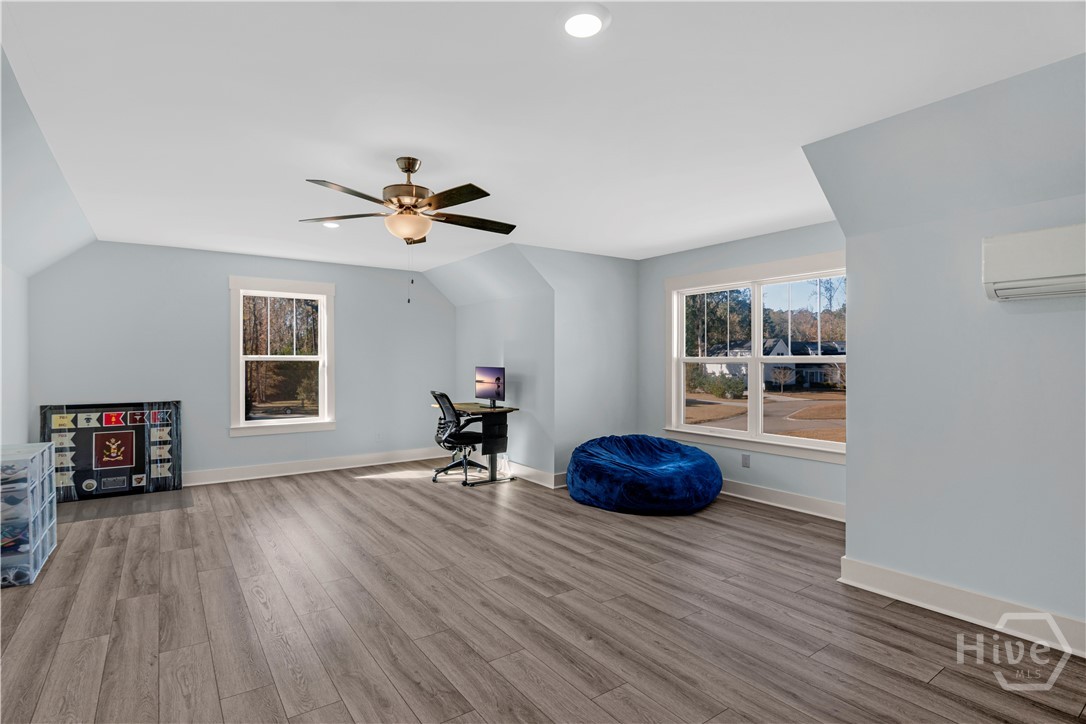 Bonus Room/5th Bedroom