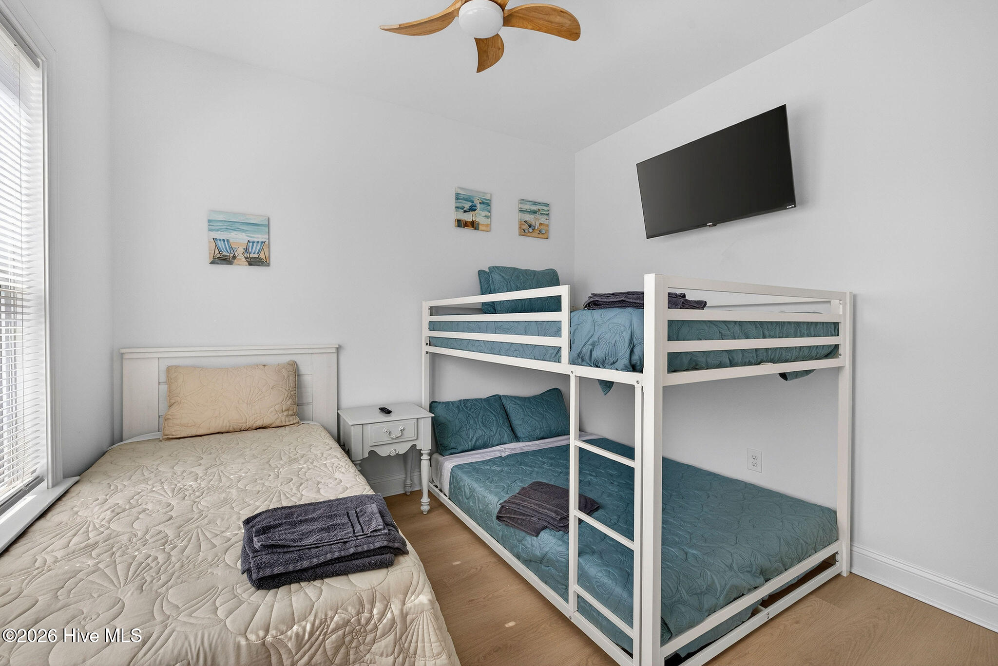 100565526 | Photo 48