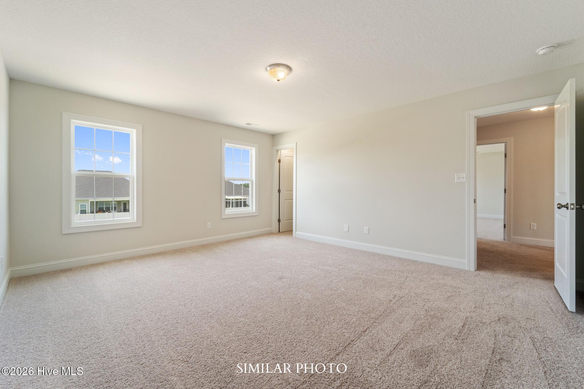 100554415 | Photo 27