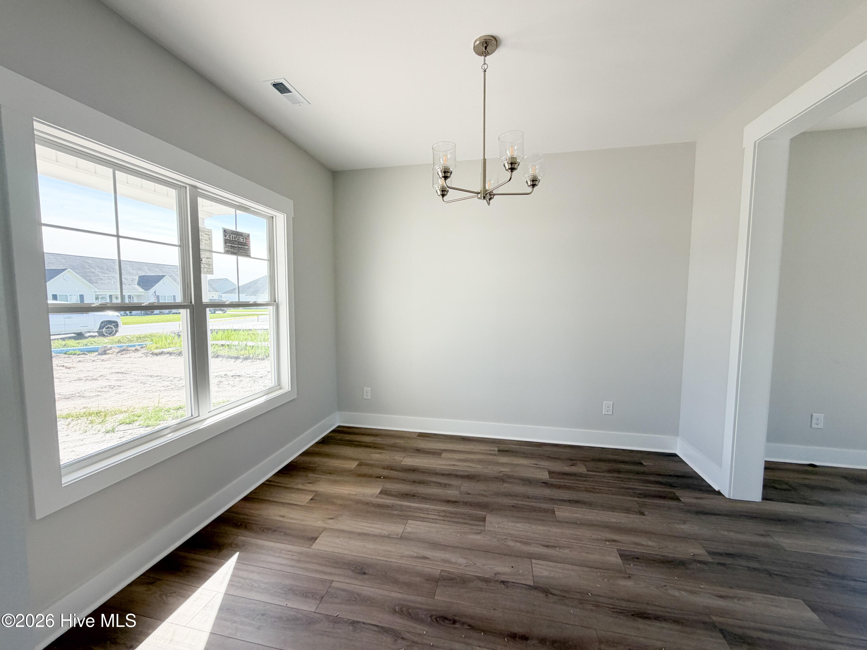 506 E Black Water Lane,Maysville