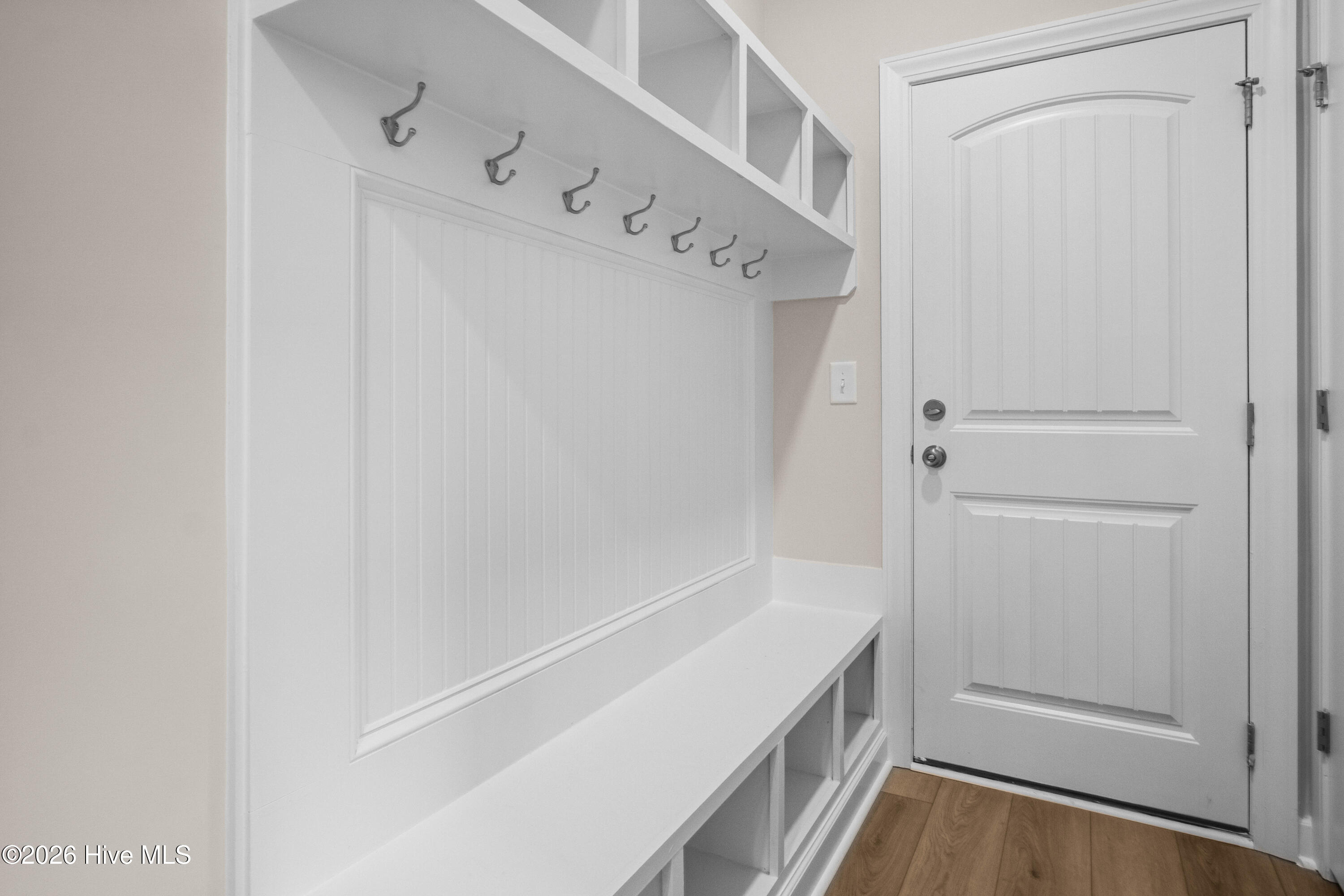 100539899 | Photo 13