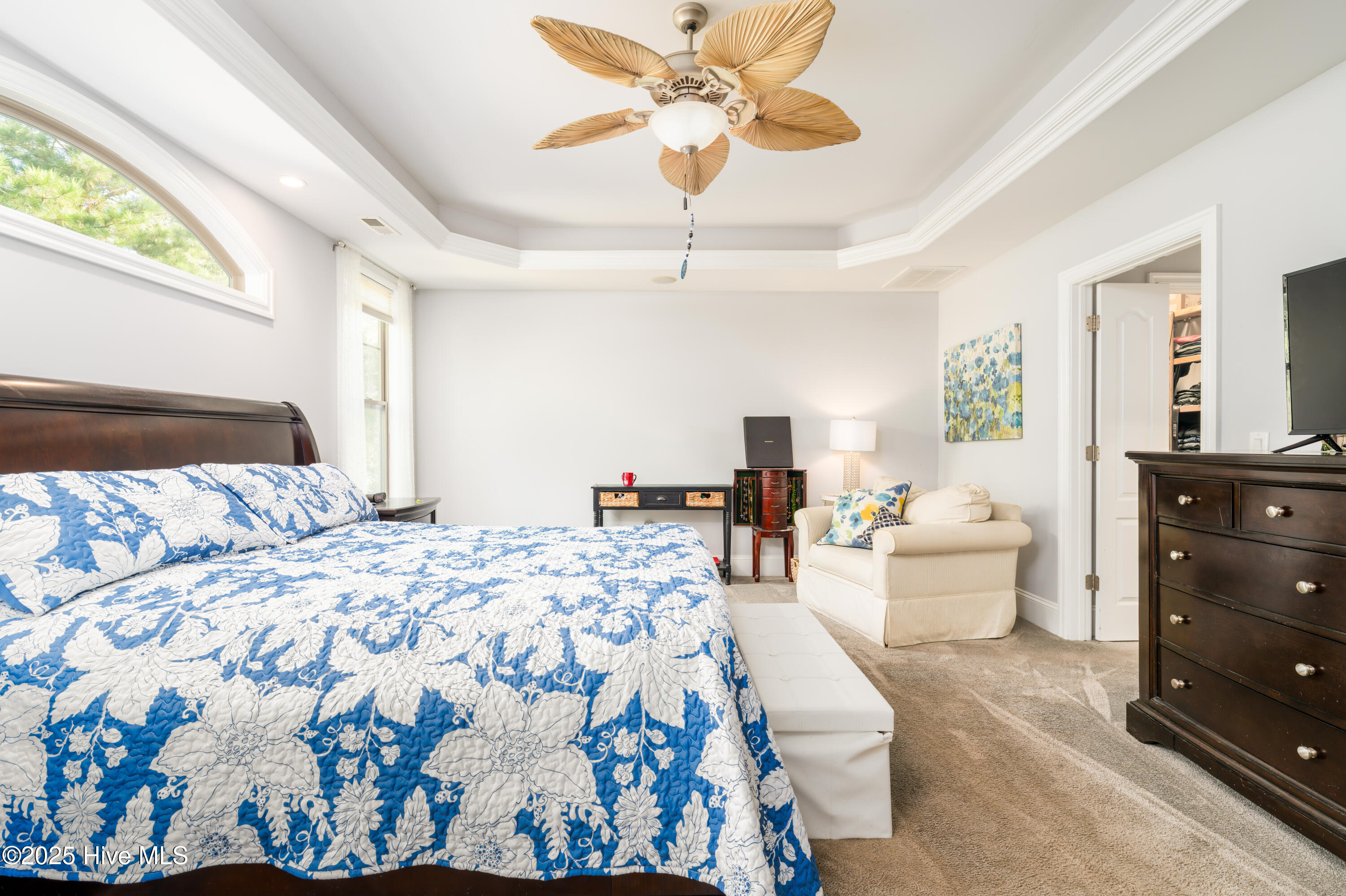 100535400 | Photo 28