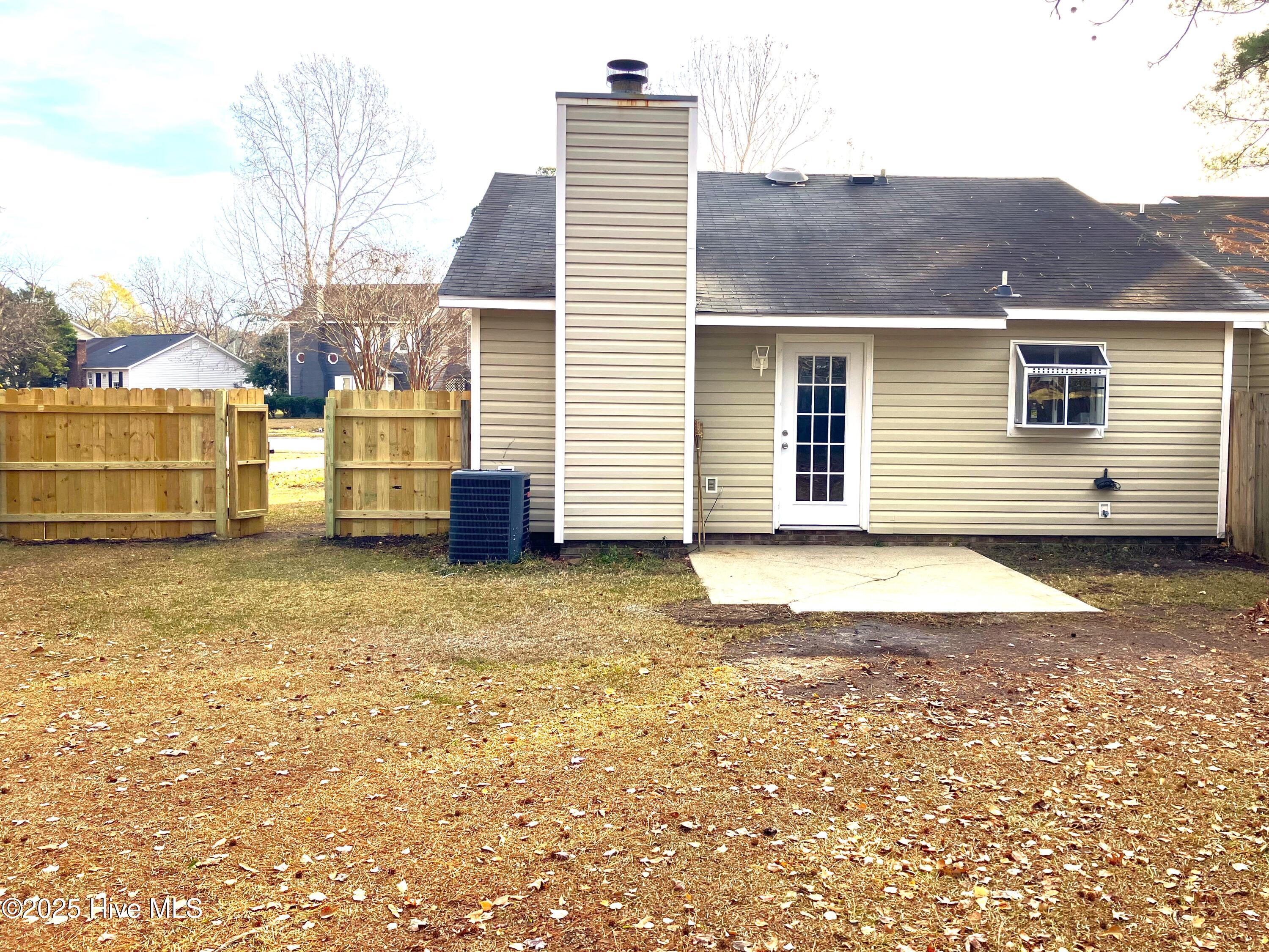 100545920 | Photo 31