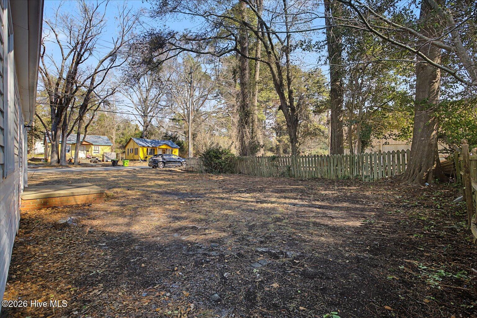 100554181 | Photo 44