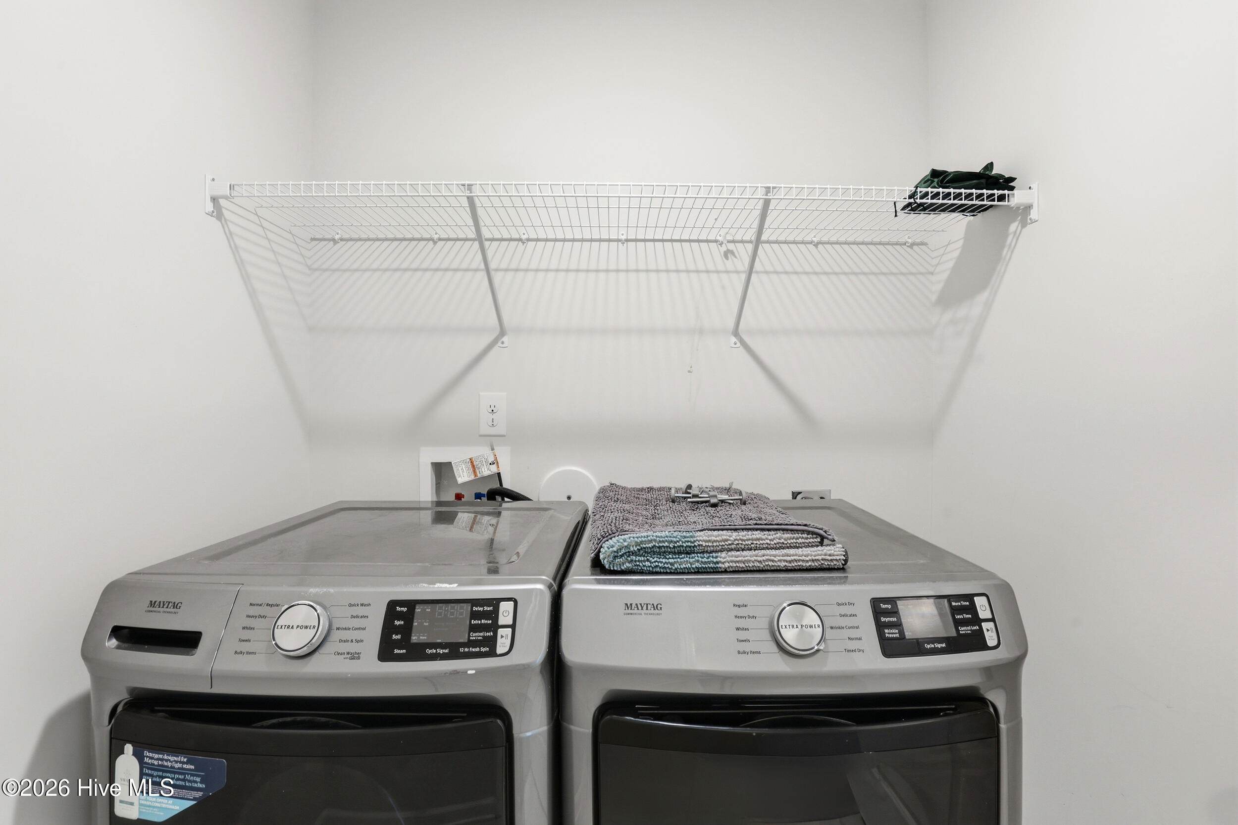 100566702 | Photo 41