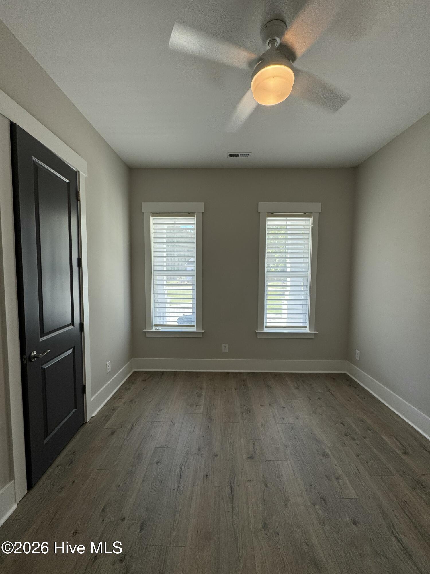 100563731 | Photo 41