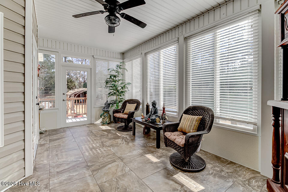 100548906 | Photo 44