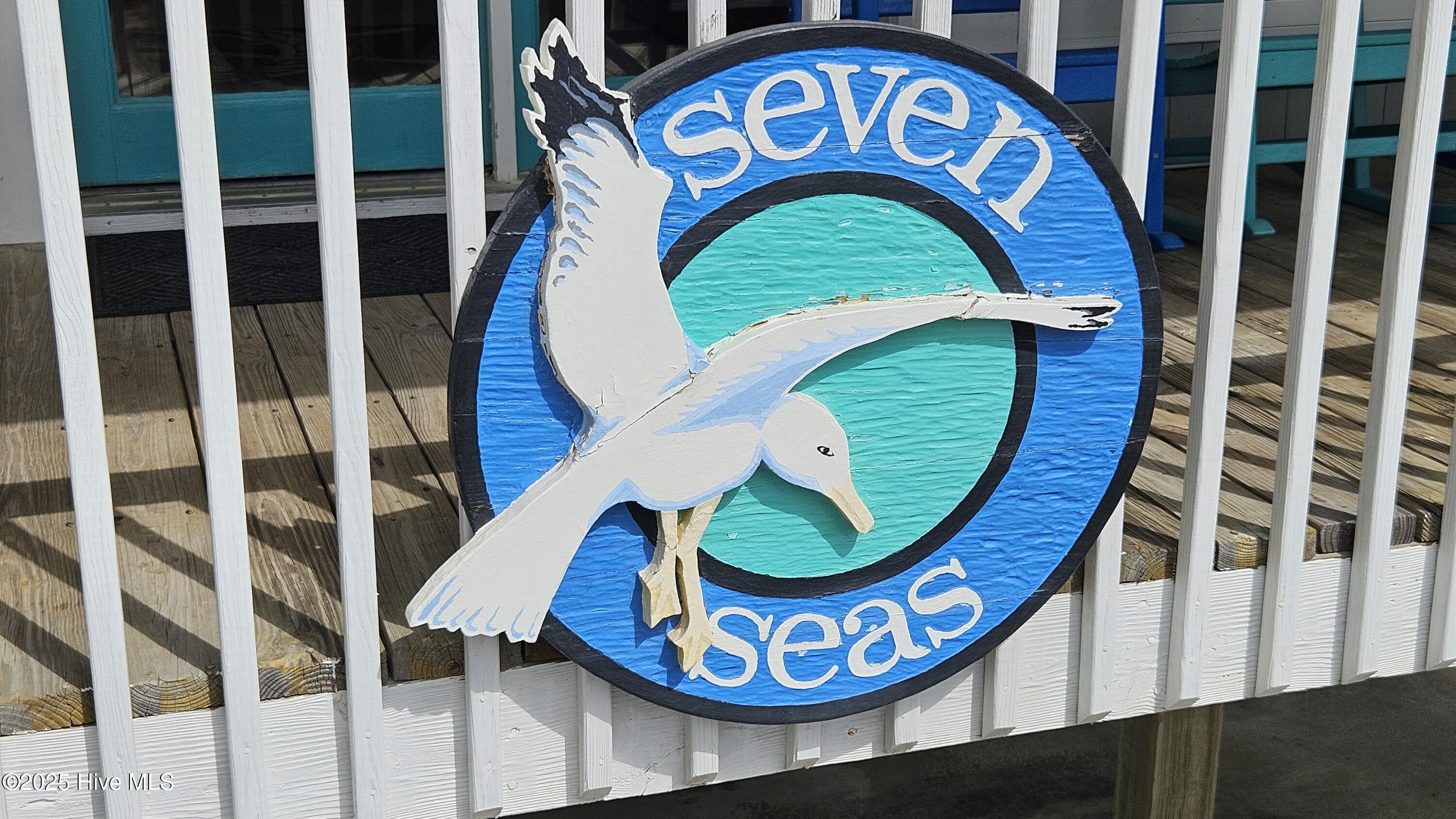 100531242 | Photo 51