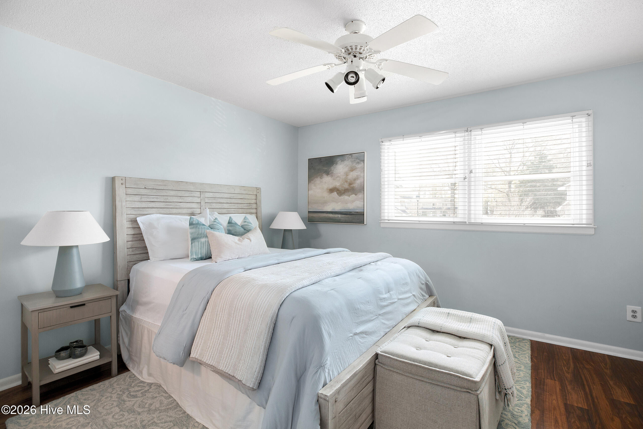 100561639 | Photo 29