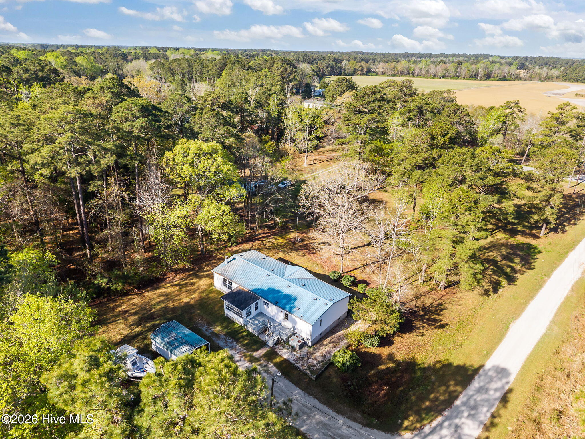 100565011 | Photo 40