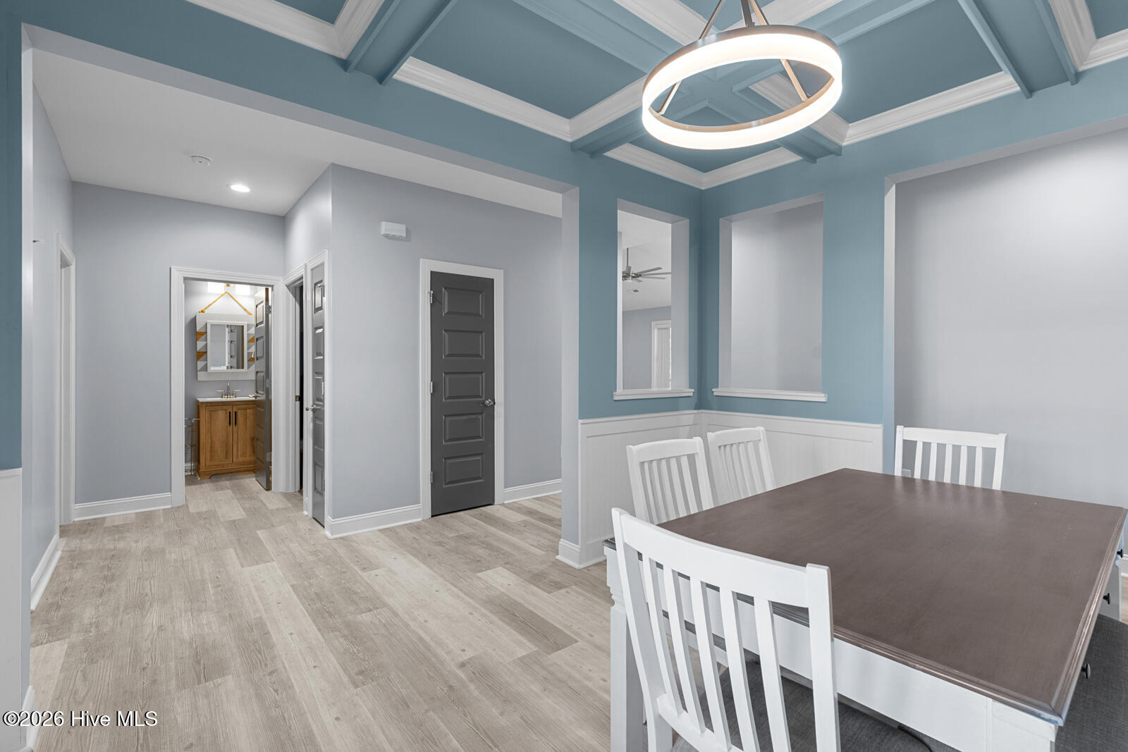 402 King Richard Court,Jacksonville