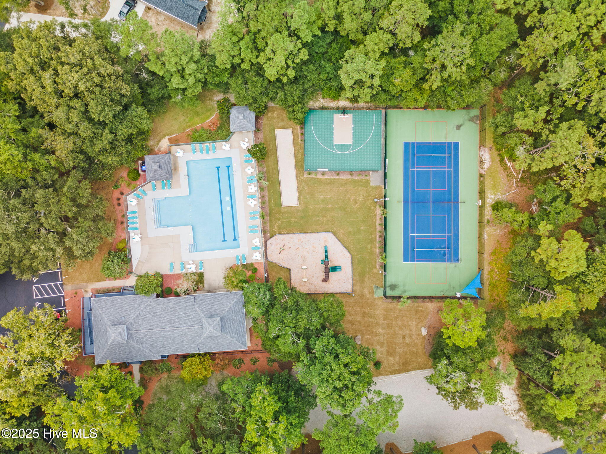 100540561 | Photo 20