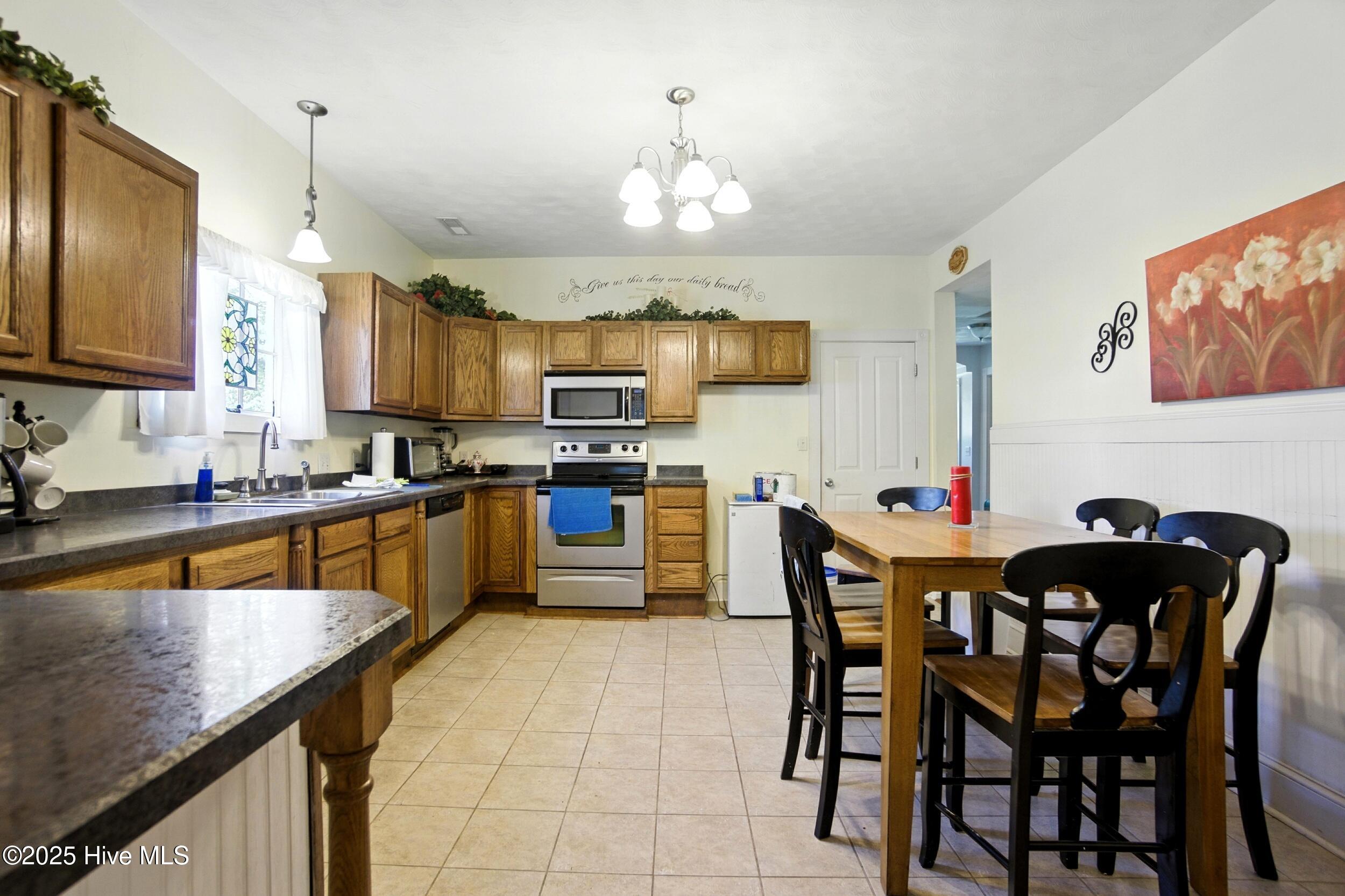 Homes for sale in Edenton, NC | 401 E Queen St, Edenton, NC 27932 | MLS# 100513566