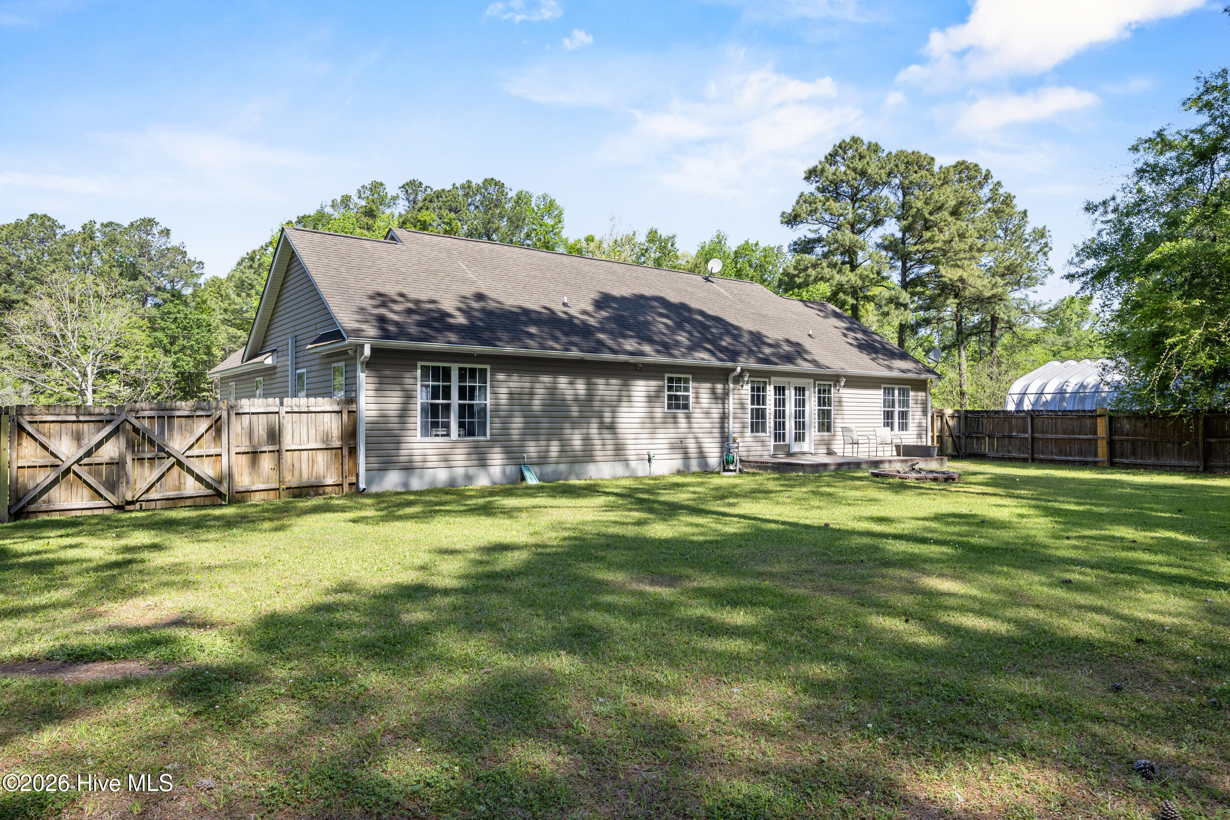 100567531 | Photo 42