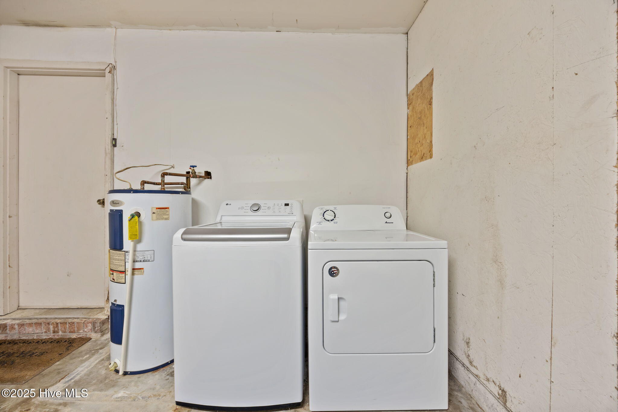 100546209 | Photo 45