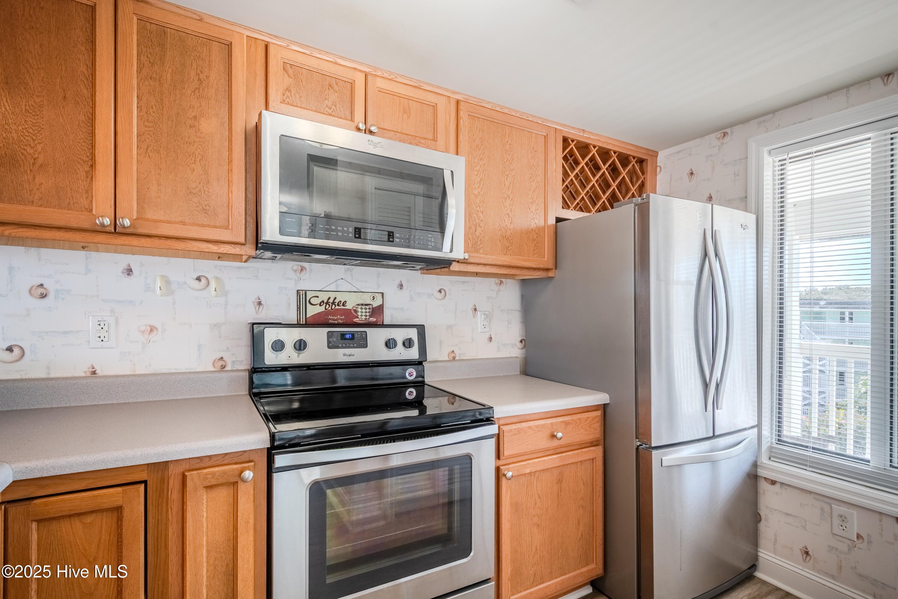 100535213 | Photo 12