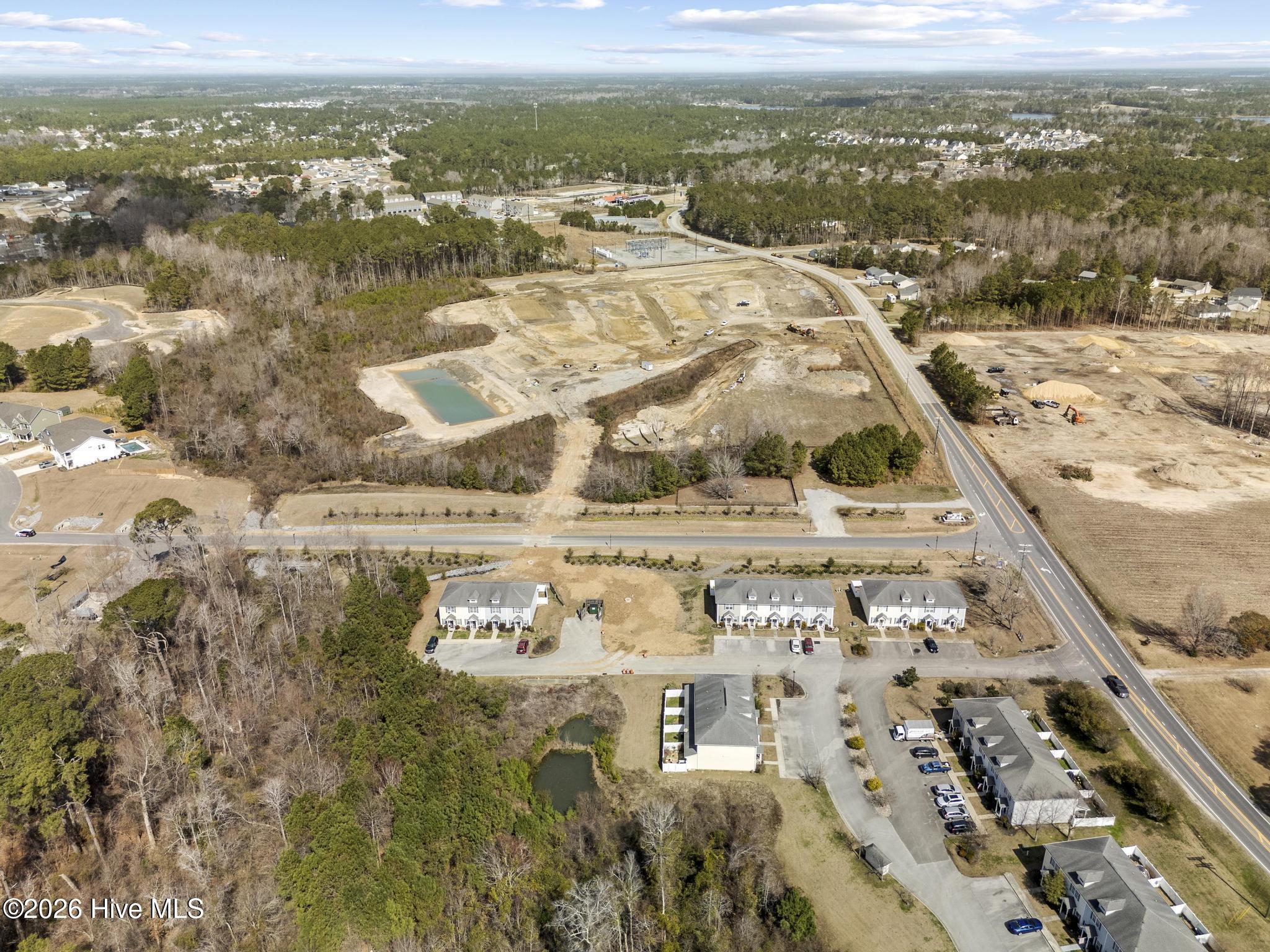 000 Queens Creek Road,Hubert