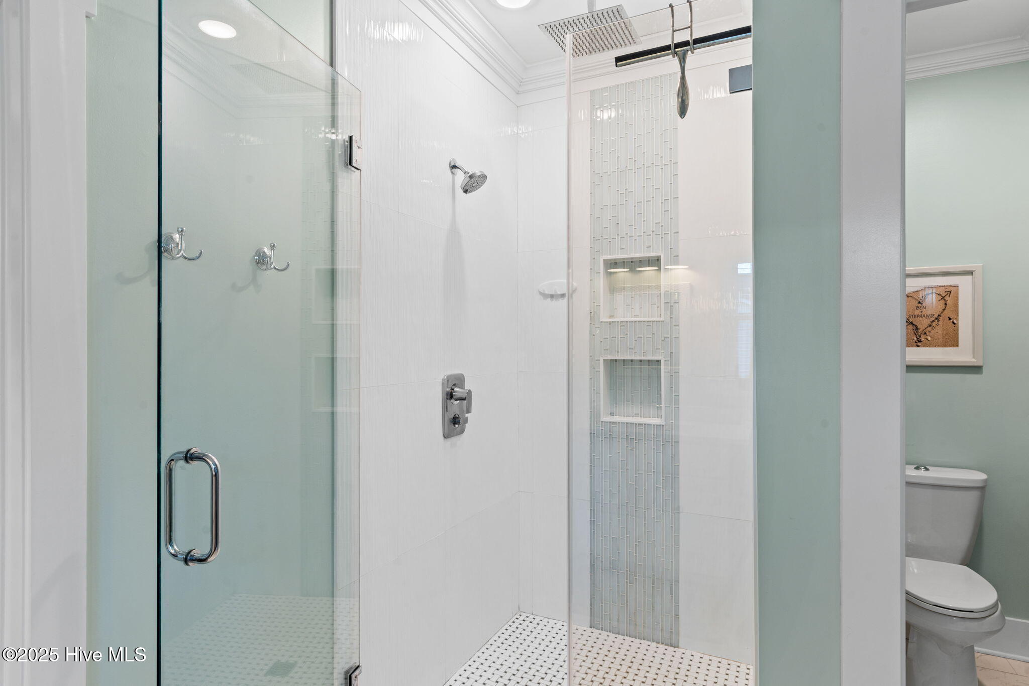 100542676 | Photo 26