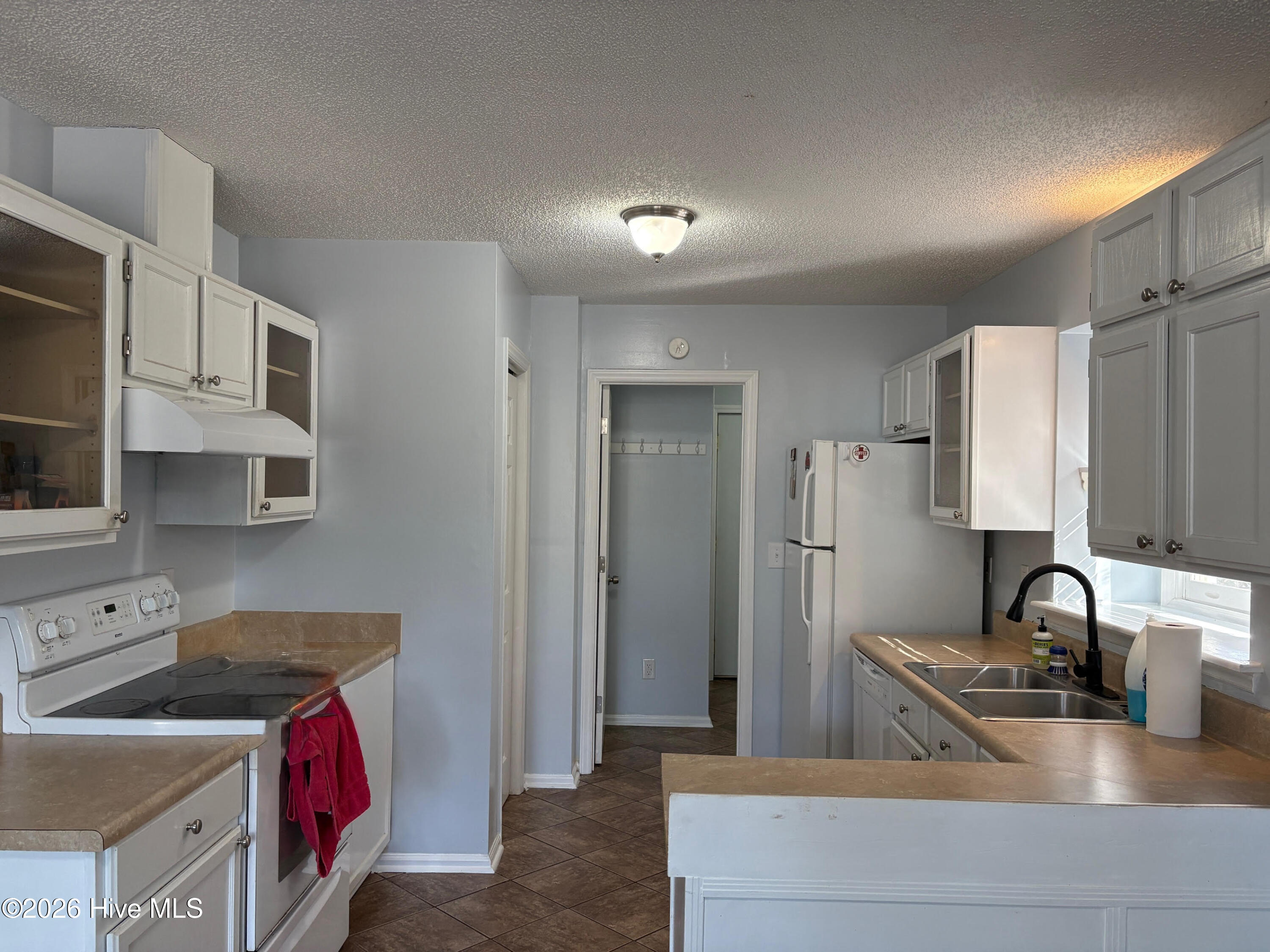 100557287 | Photo 16