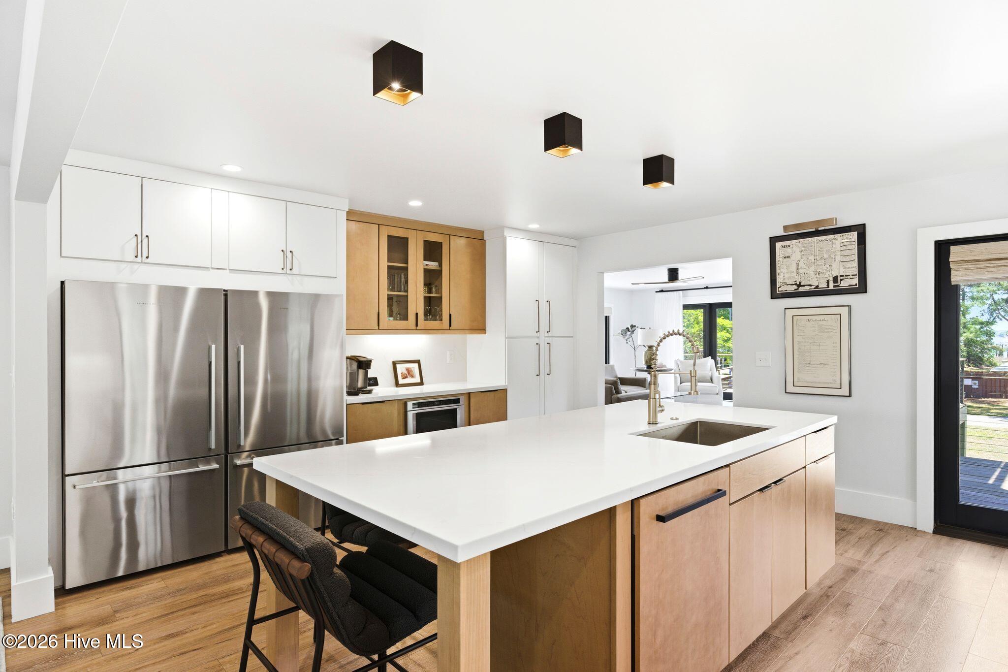 100568012 | Photo 18