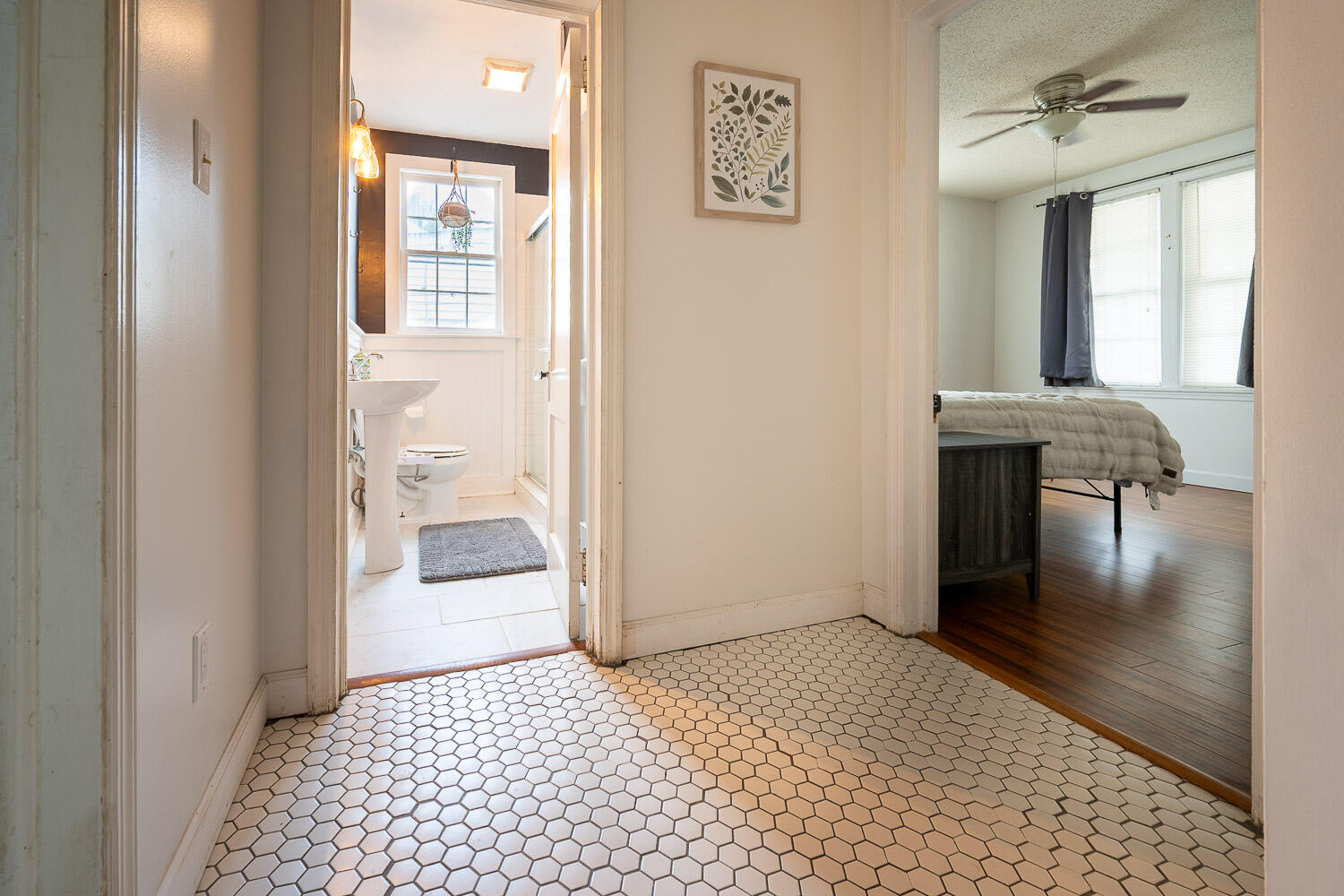 1752 Kissingbower-MLS-18