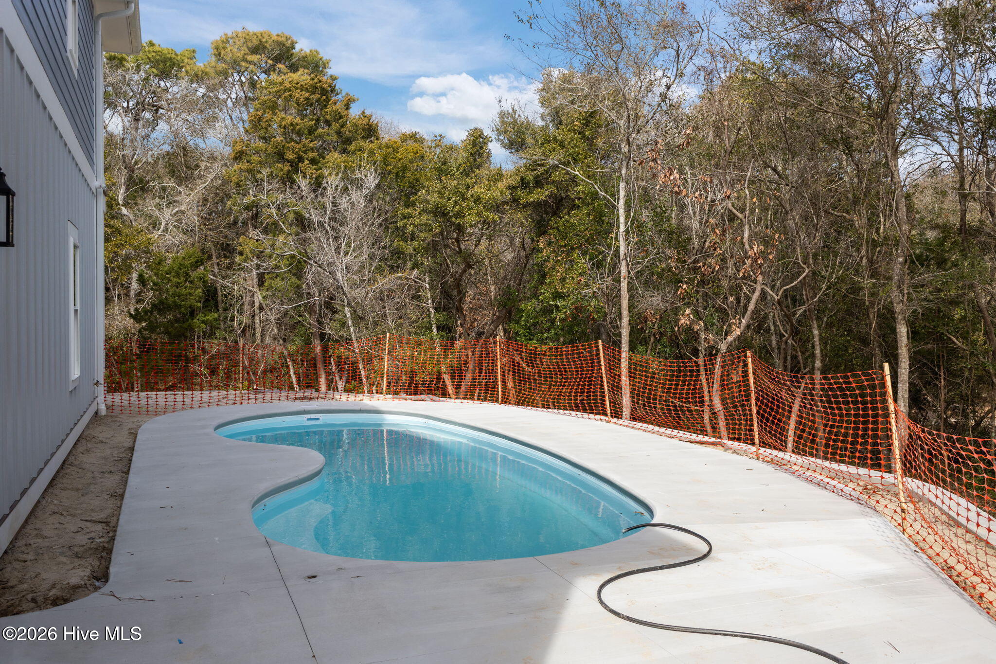 100553636 | Photo 35