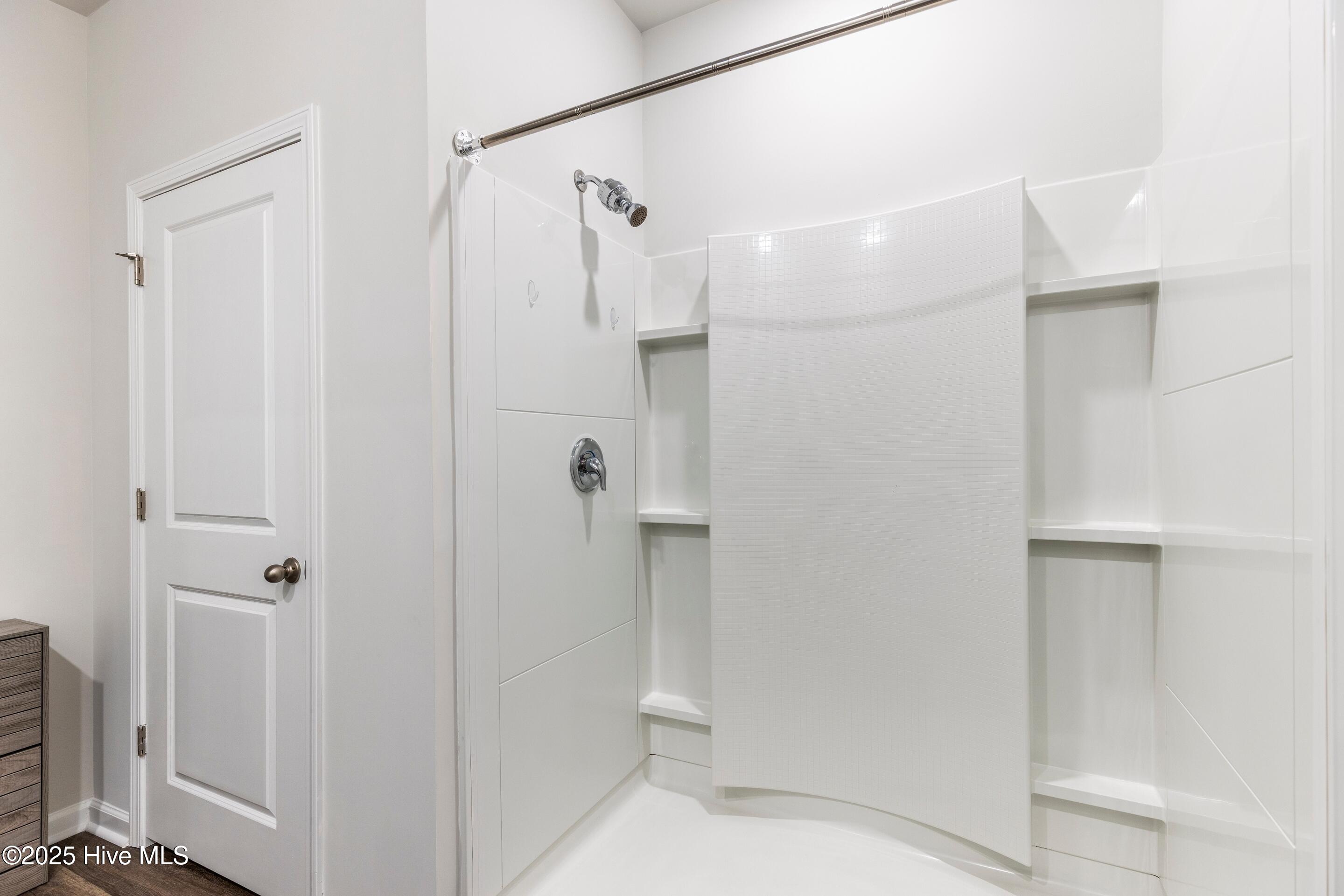 100543257 | Photo 19