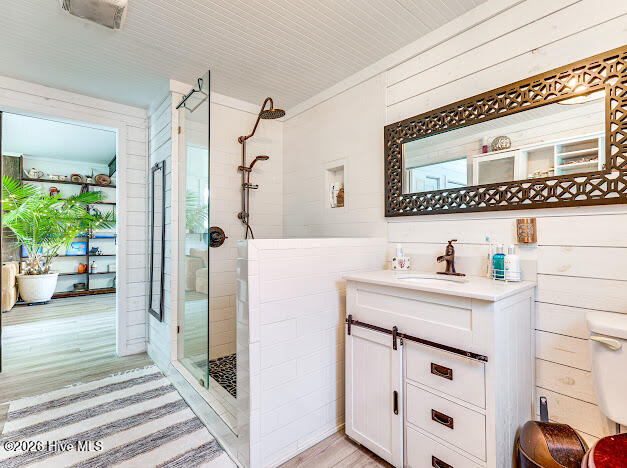 100558196 | Photo 34