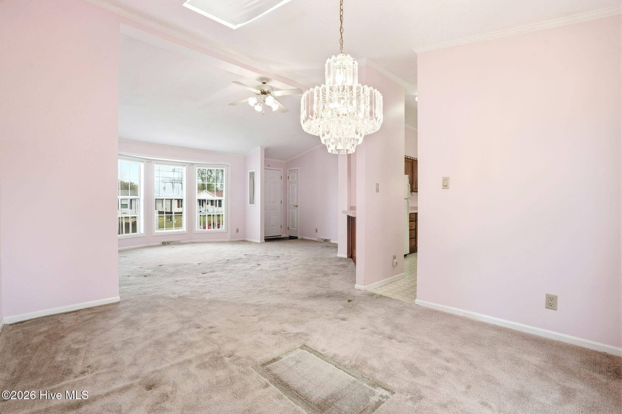 100561756 | Photo 35