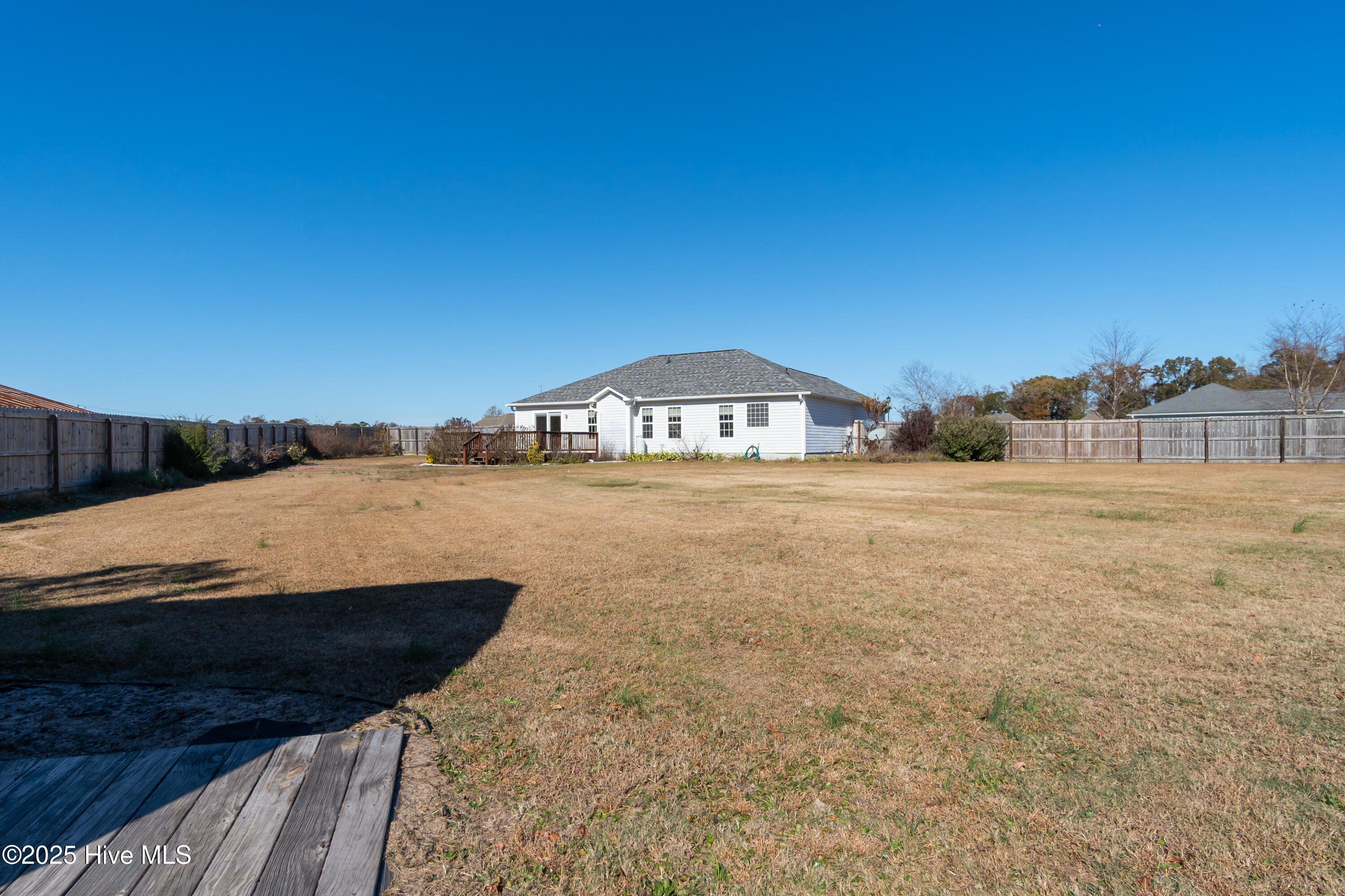 100542382 | Photo 47