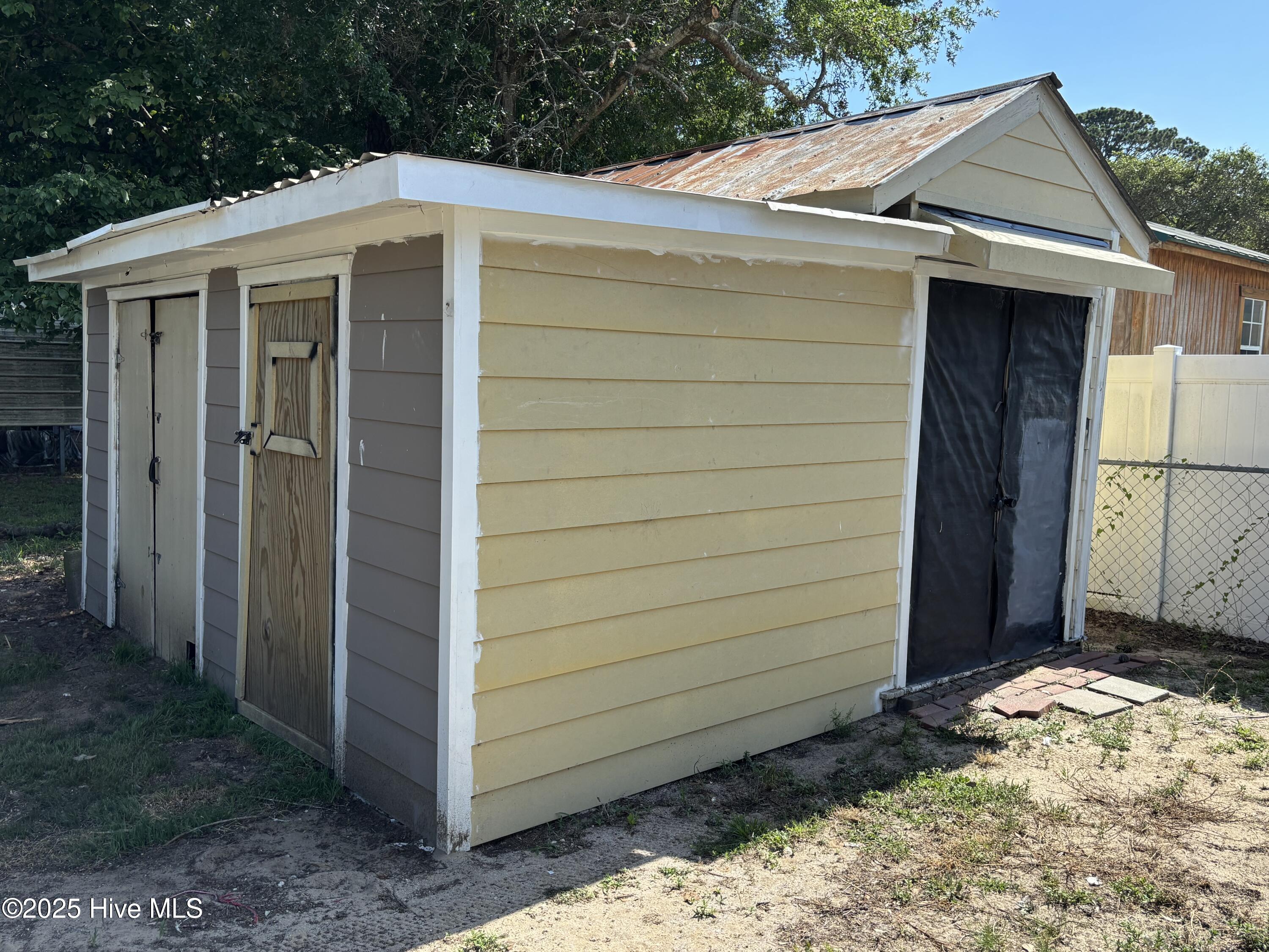 100514950 | Photo 24