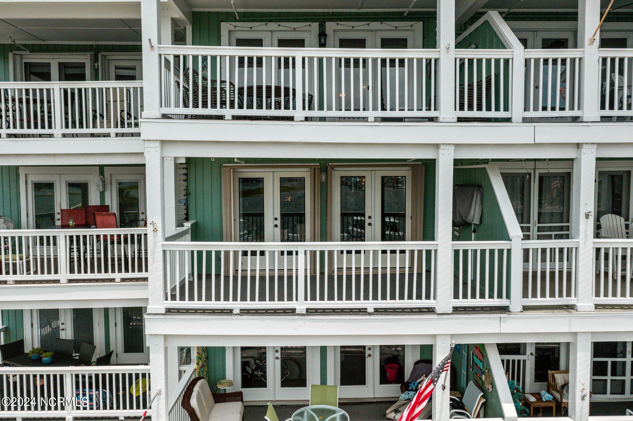 111 Florida Avenue UNIT Apt 10, Carolina Beach, NC, 28428