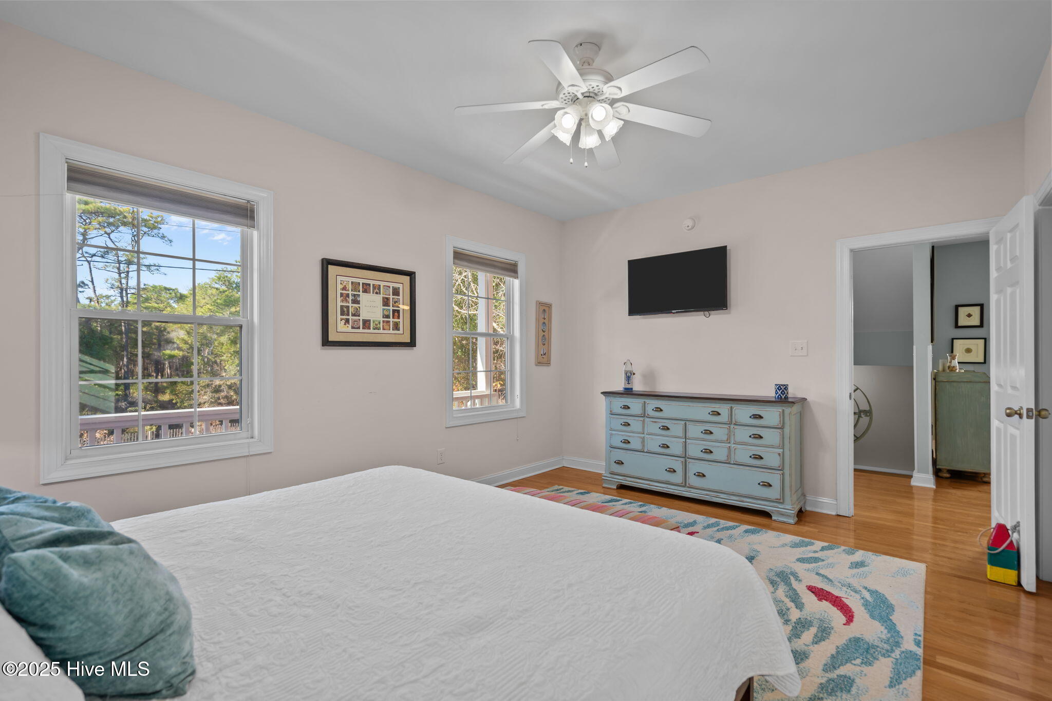 100546584 | Photo 14