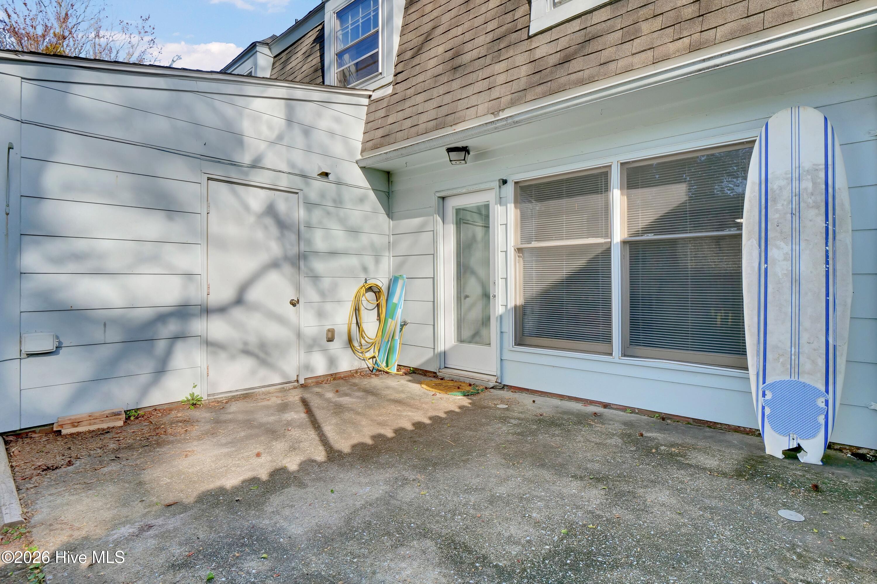 100559054 | Photo 27