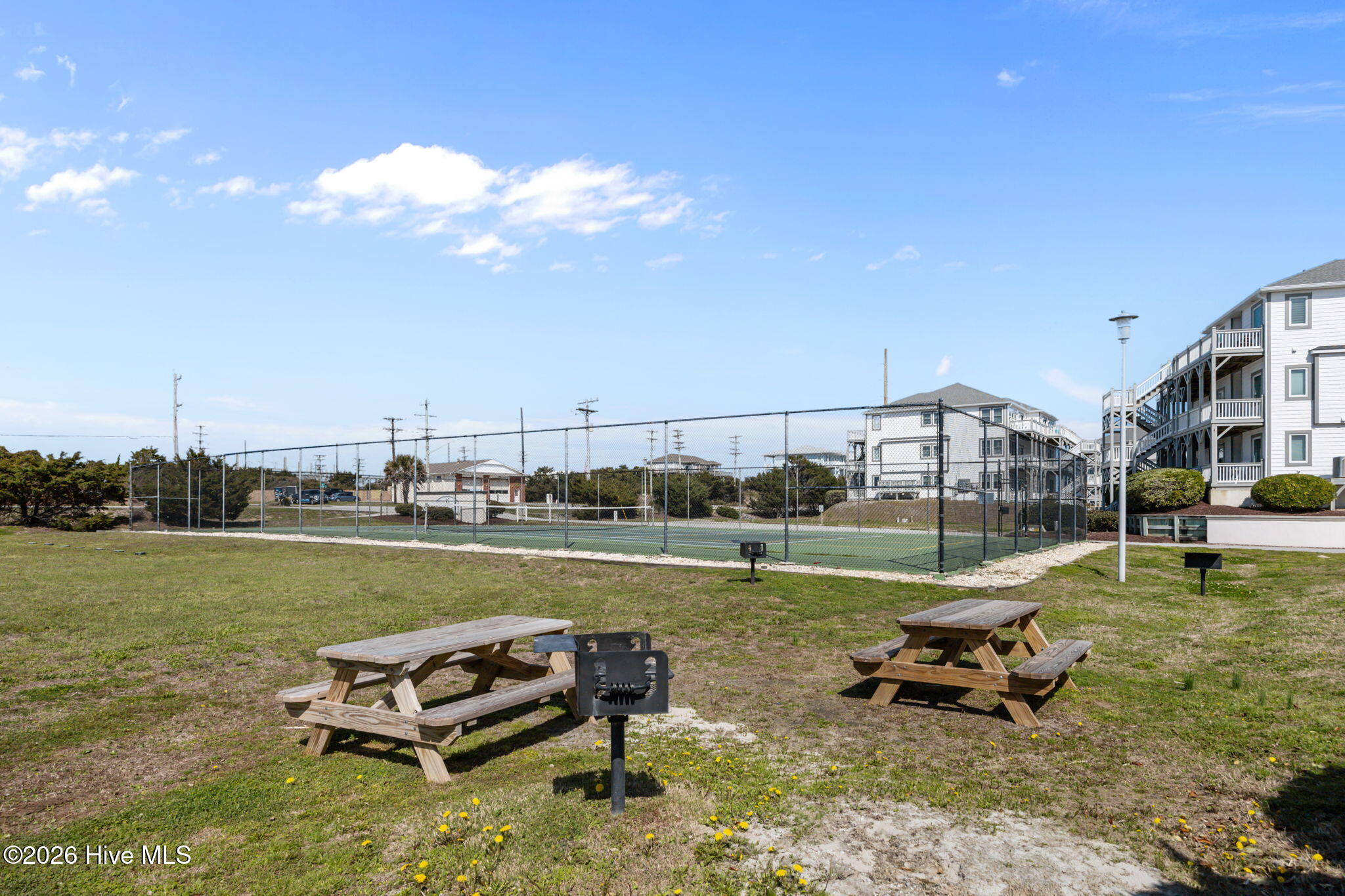 100563620 | Photo 31