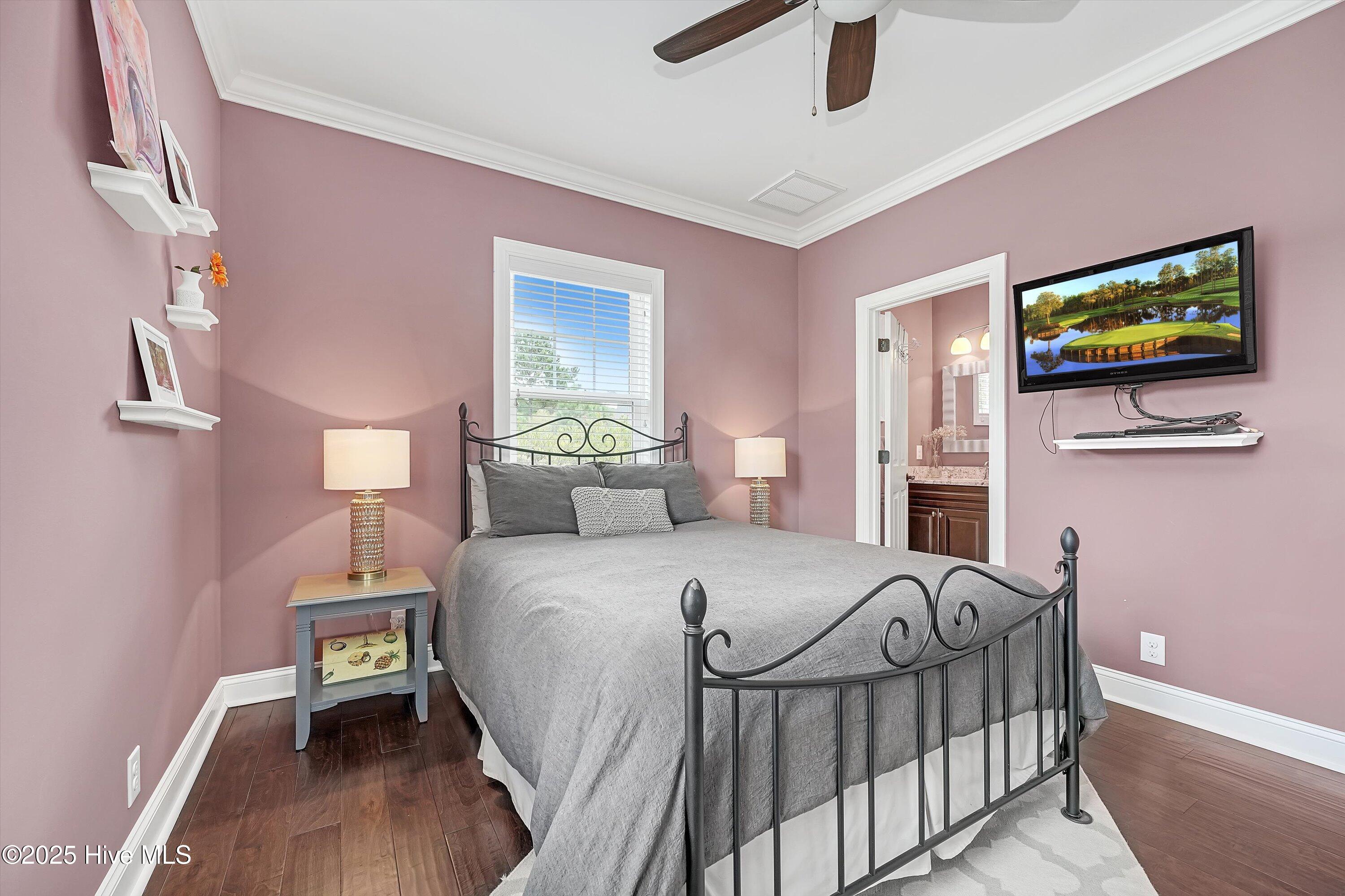 100528105 | Photo 30