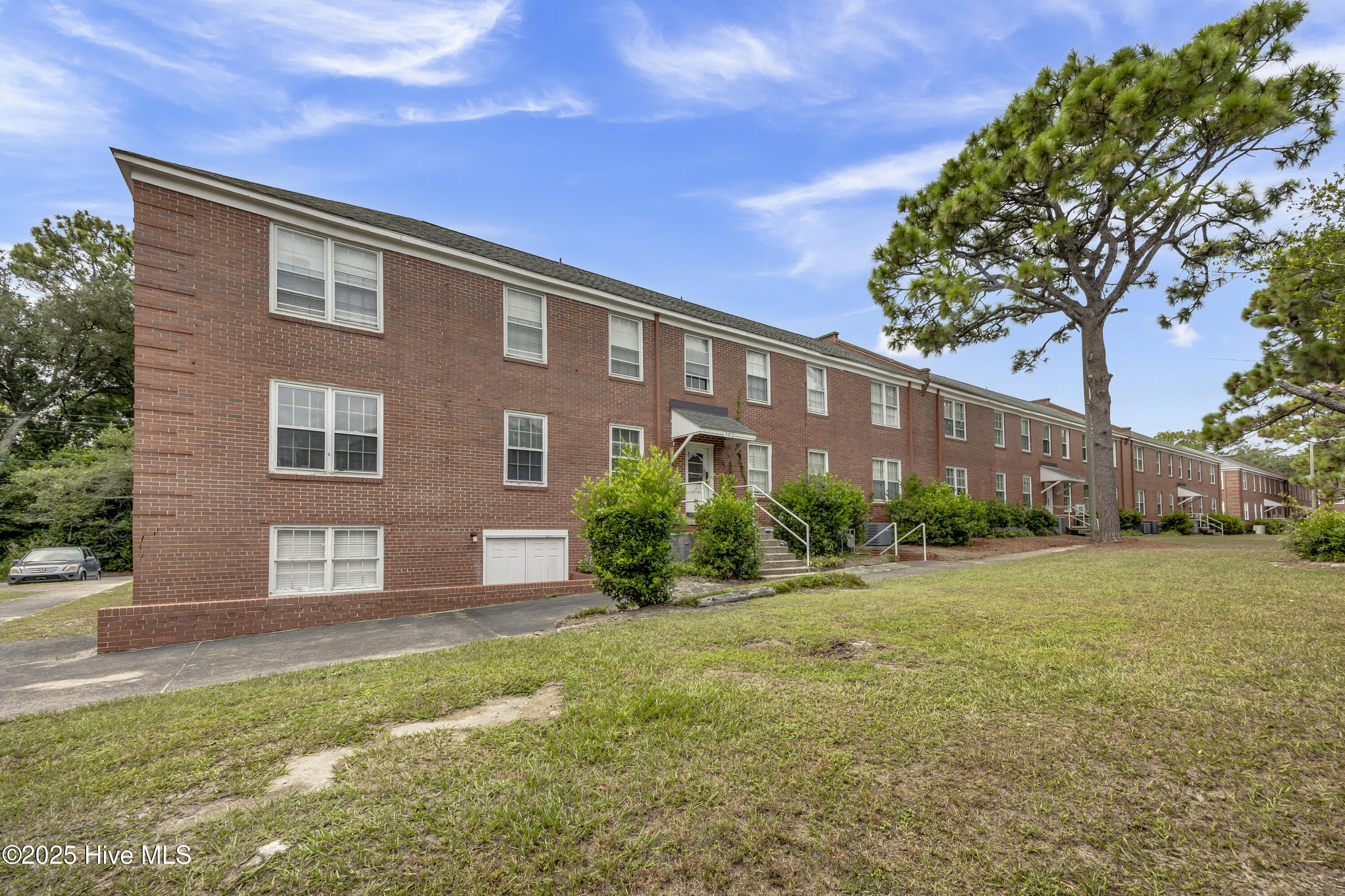 100531238 | Photo 22