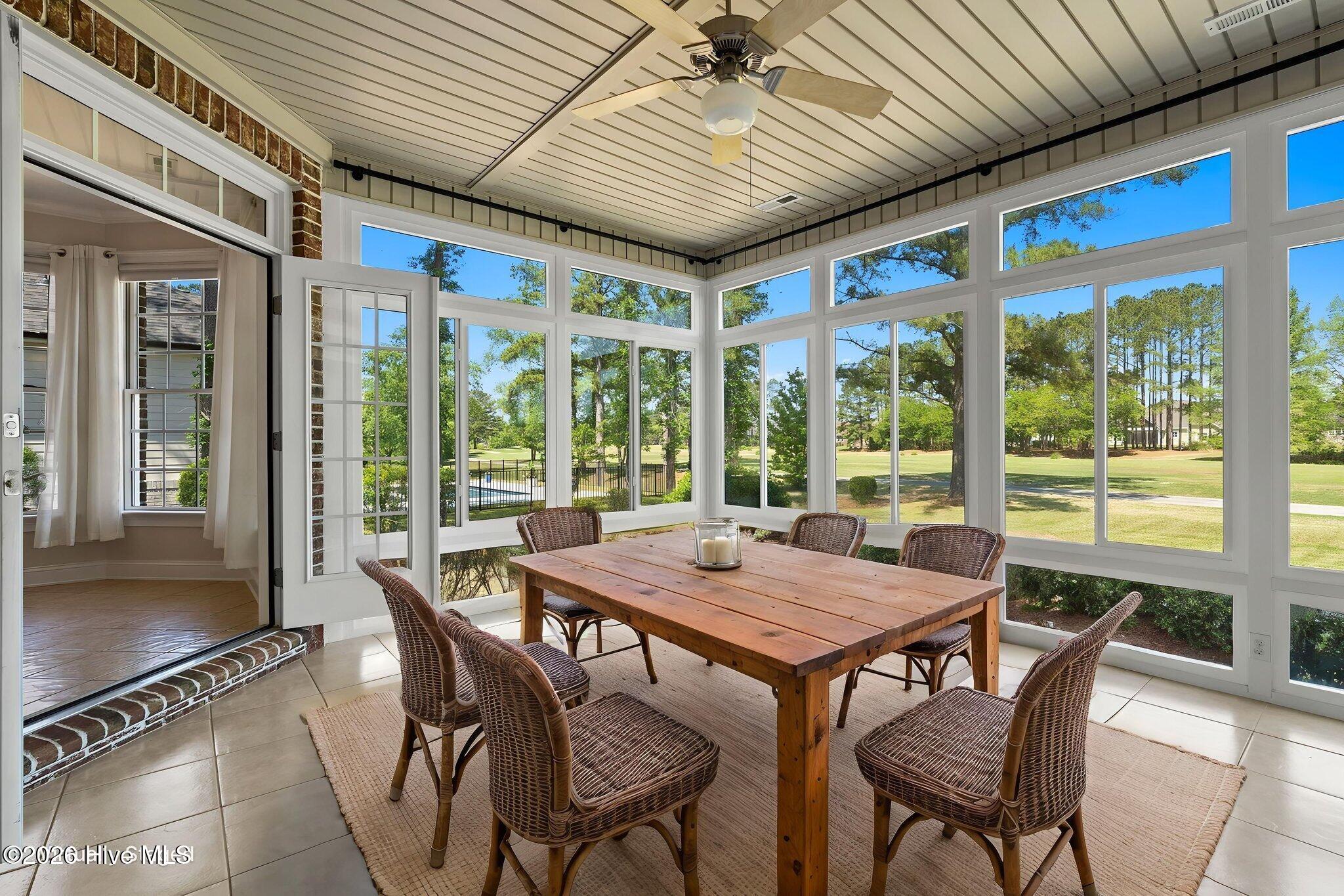 100569598 | Photo 60