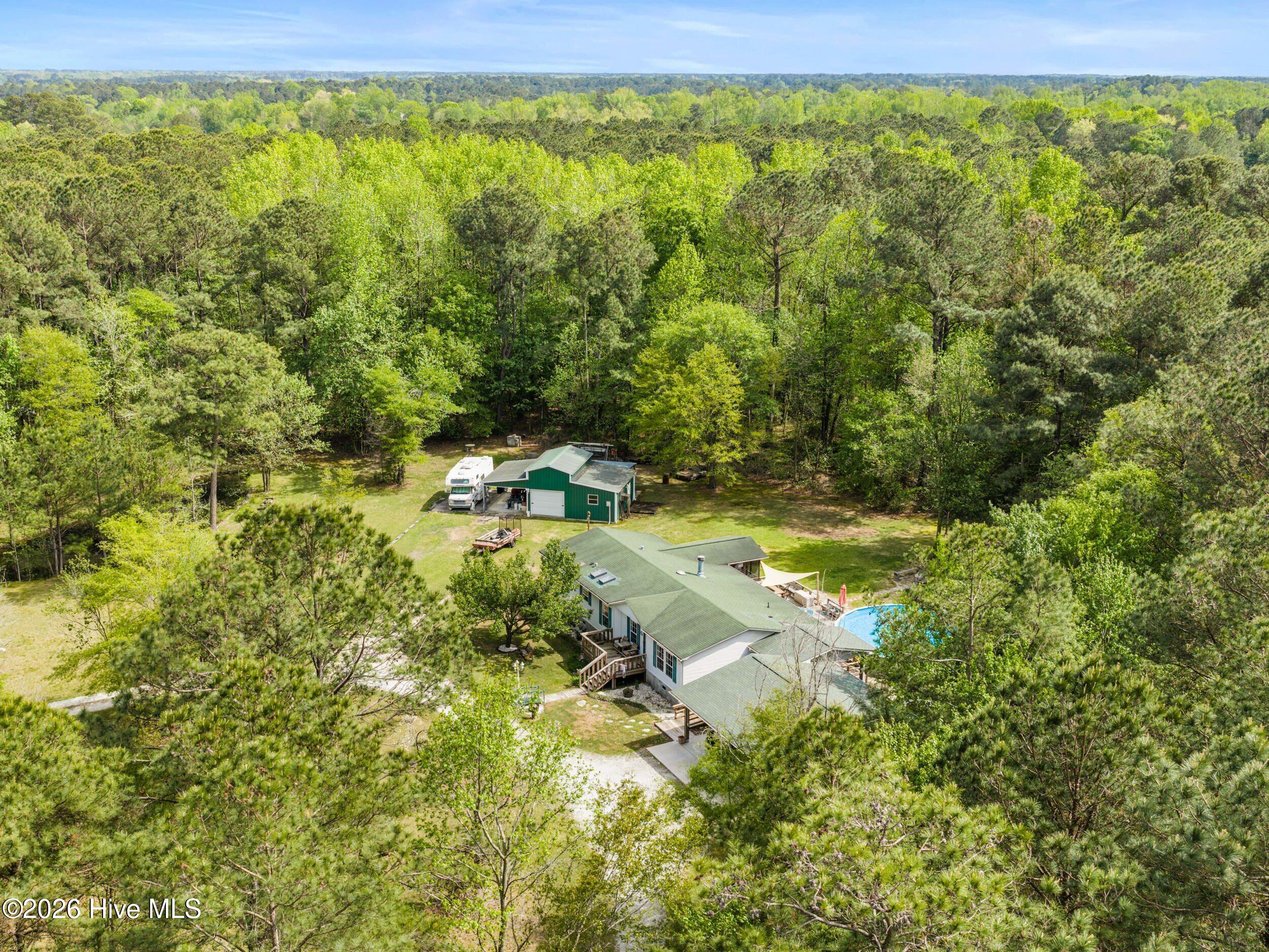 100566420 | Photo 100