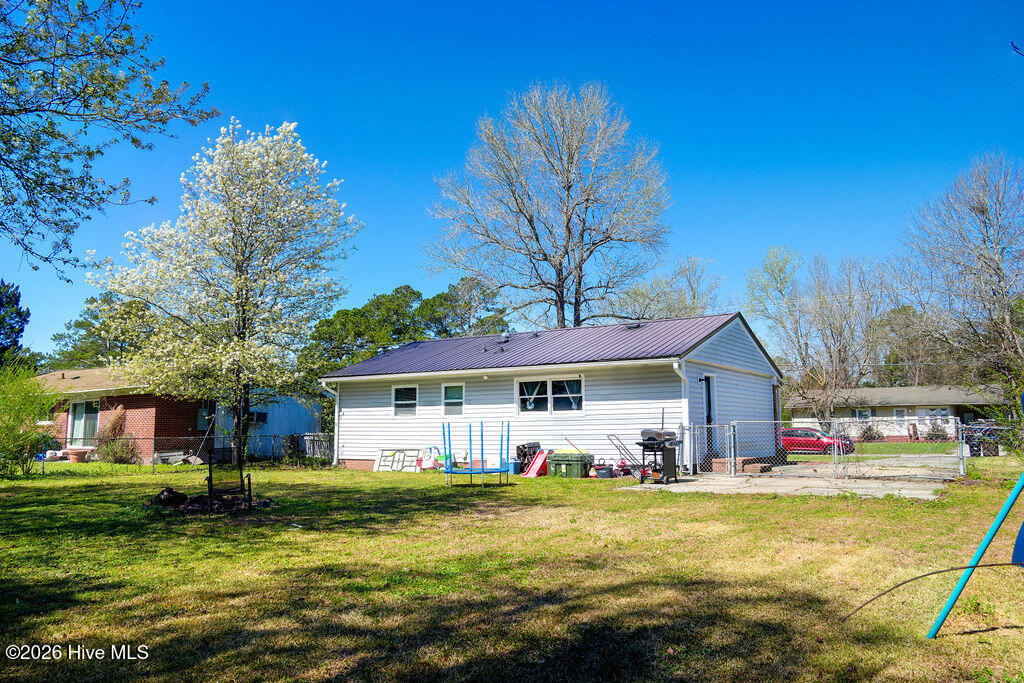 100560731 | Photo 29